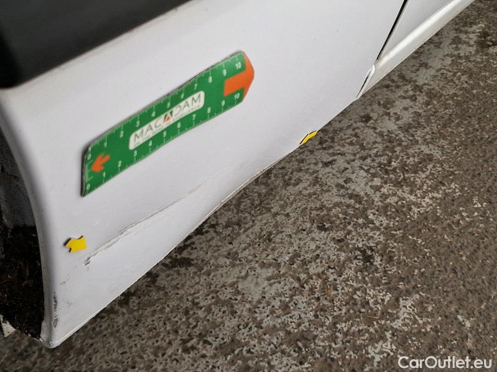  Renault  Master  III Fourgon L2H2 3 3 Grand Confort dCi 135CV BVM6 E6d #9