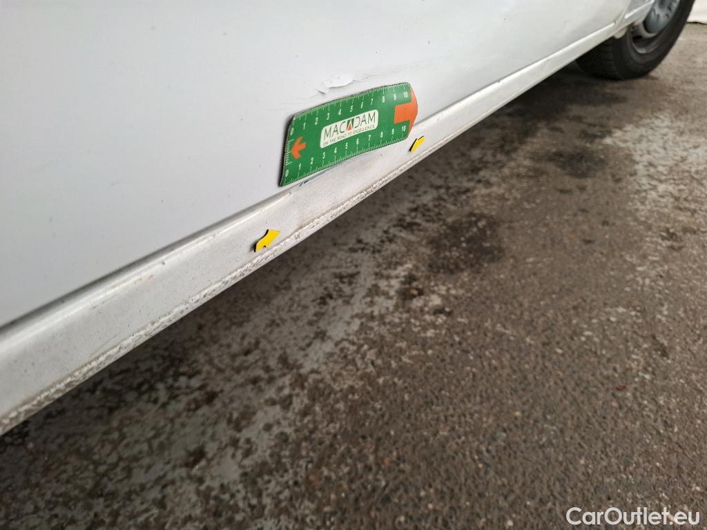  Renault  Master  III Fourgon L2H2 3 3 Grand Confort dCi 135CV BVM6 E6d #15