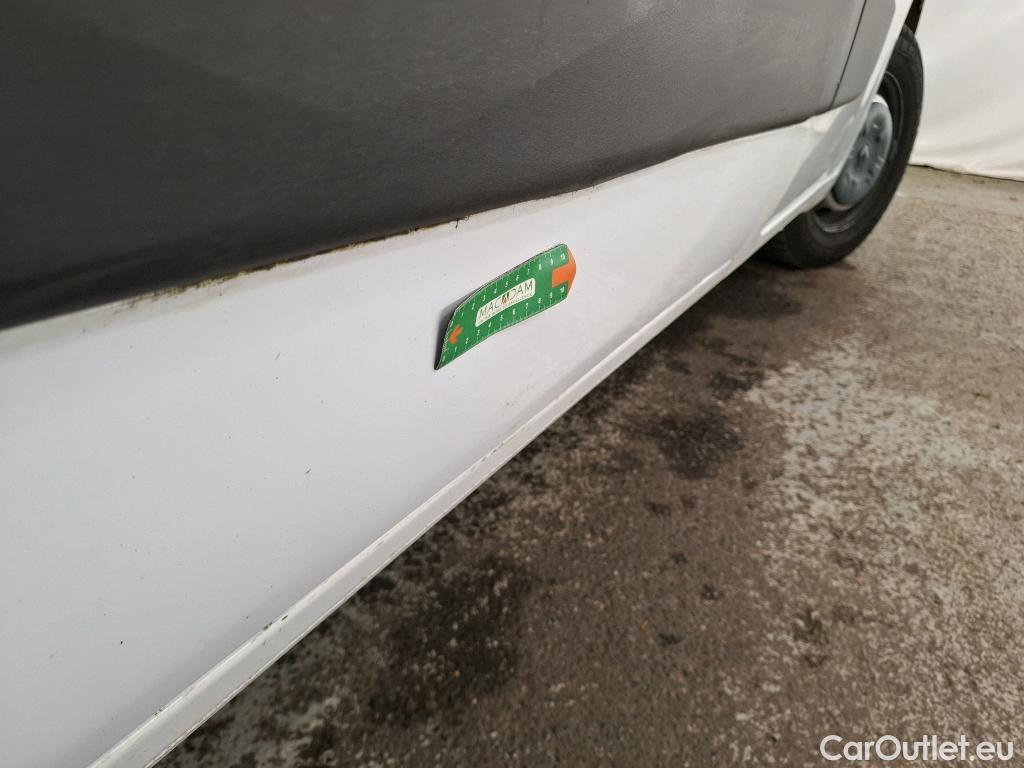  Renault  Master  III Fourgon L2H2 3 3 Grand Confort dCi 135CV BVM6 E6d #18