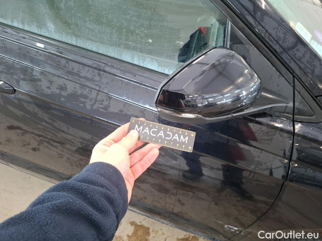  Volkswagen  Polo VOLKSWAGEN  / 2017 / 5P / Berline 1.0 TSI 95 DSG7 Lounge Business #74