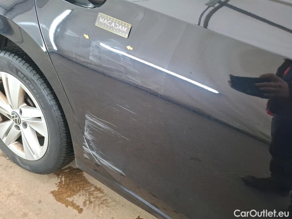  Volkswagen  Golf  VOLKSWAGEN / 2020 / 5P / Berline 2.0 TDI SCR 115 BVM6 Life Busi #6