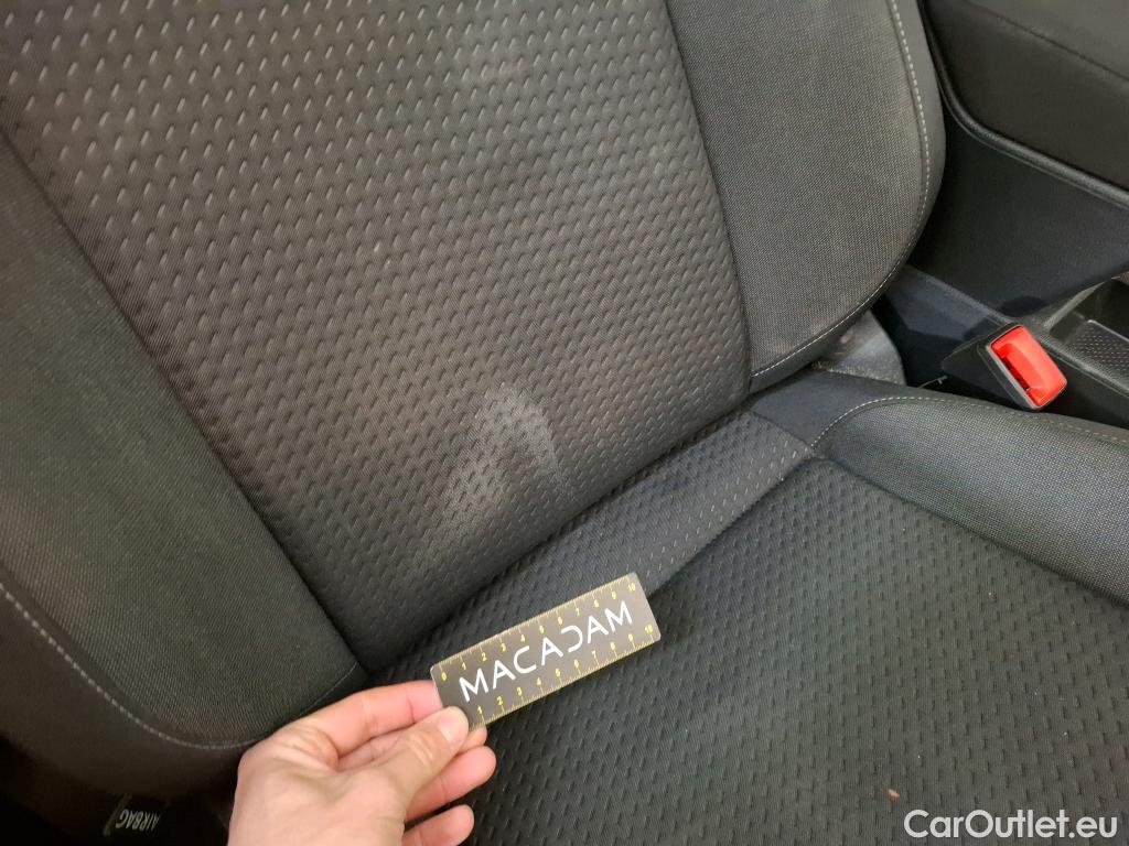  Volkswagen  Polo VOLKSWAGEN  / 2017 / 5P / Berline 1.0 TSI 95 DSG7 Lounge Business #64