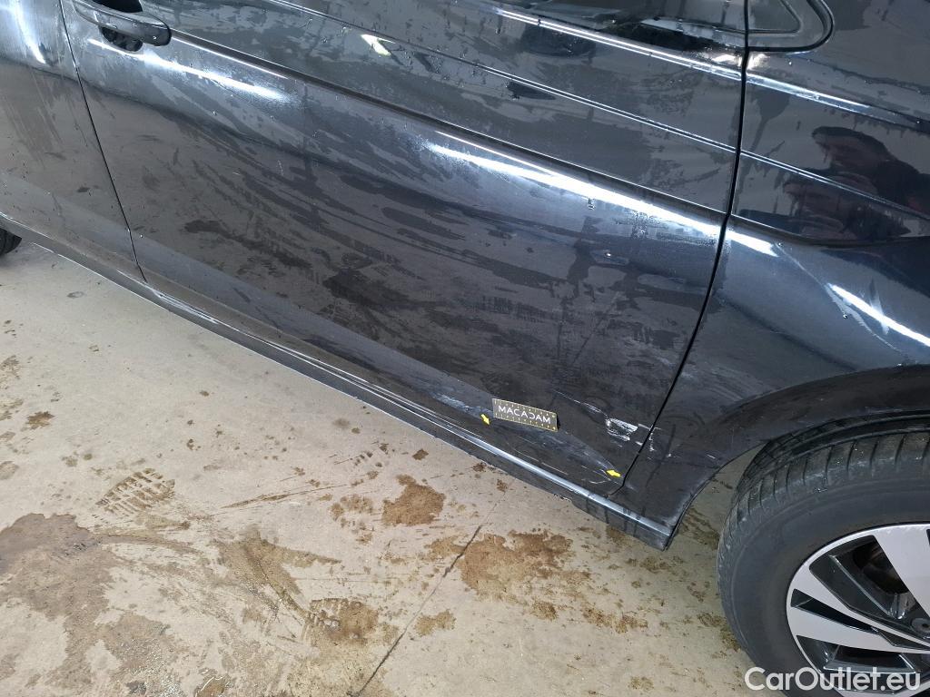  Volkswagen  Polo VOLKSWAGEN  / 2017 / 5P / Berline 1.0 TSI 95 DSG7 Lounge Business #16