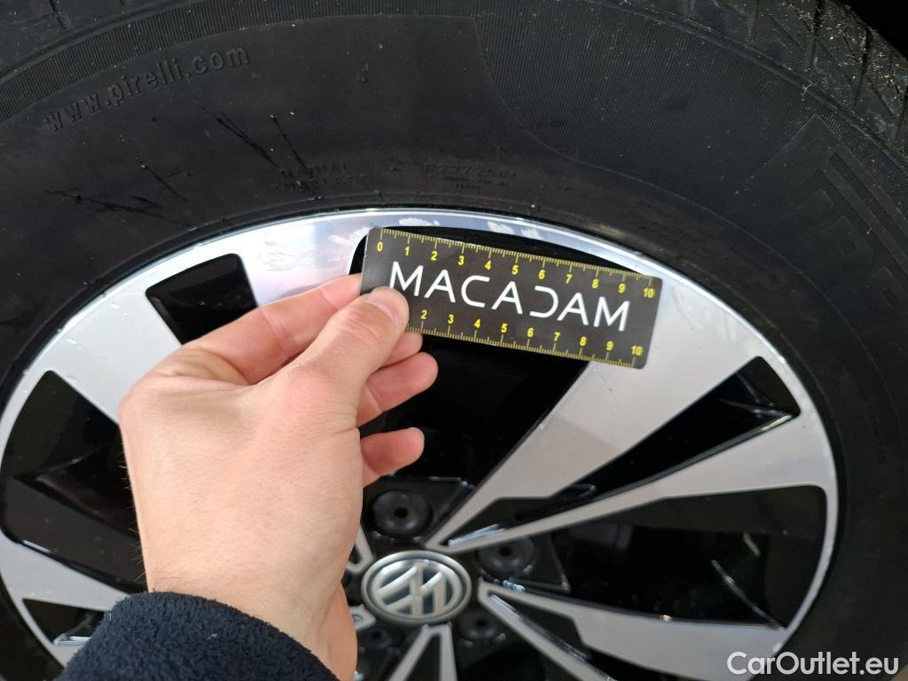  Volkswagen  Polo VOLKSWAGEN  / 2017 / 5P / Berline 1.0 TSI 95 DSG7 Lounge Business #50