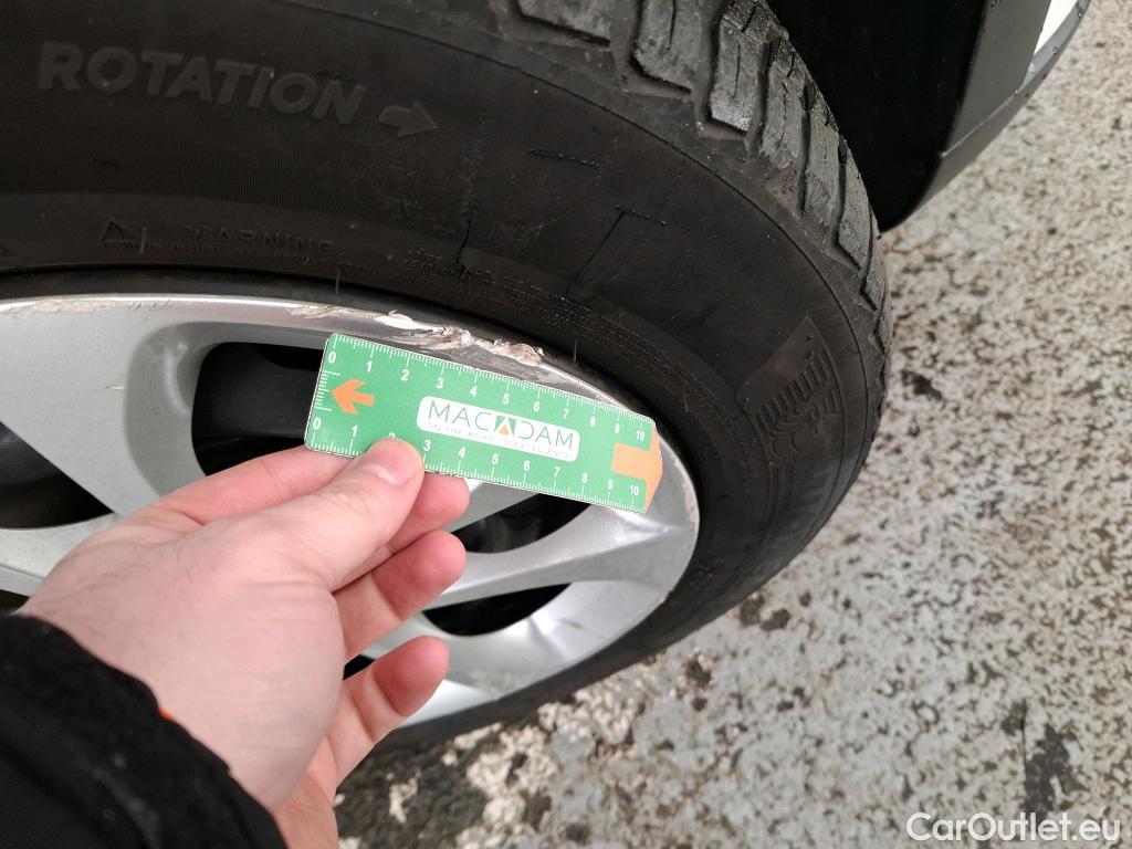  Citroen  C3  Société Feel Nav 1.5 BlueHDI 100CV BVM5 E6dT #19