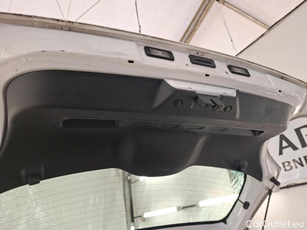  Citroen  C3  Société Feel Nav 1.5 BlueHDI 100CV BVM5 E6dT #5