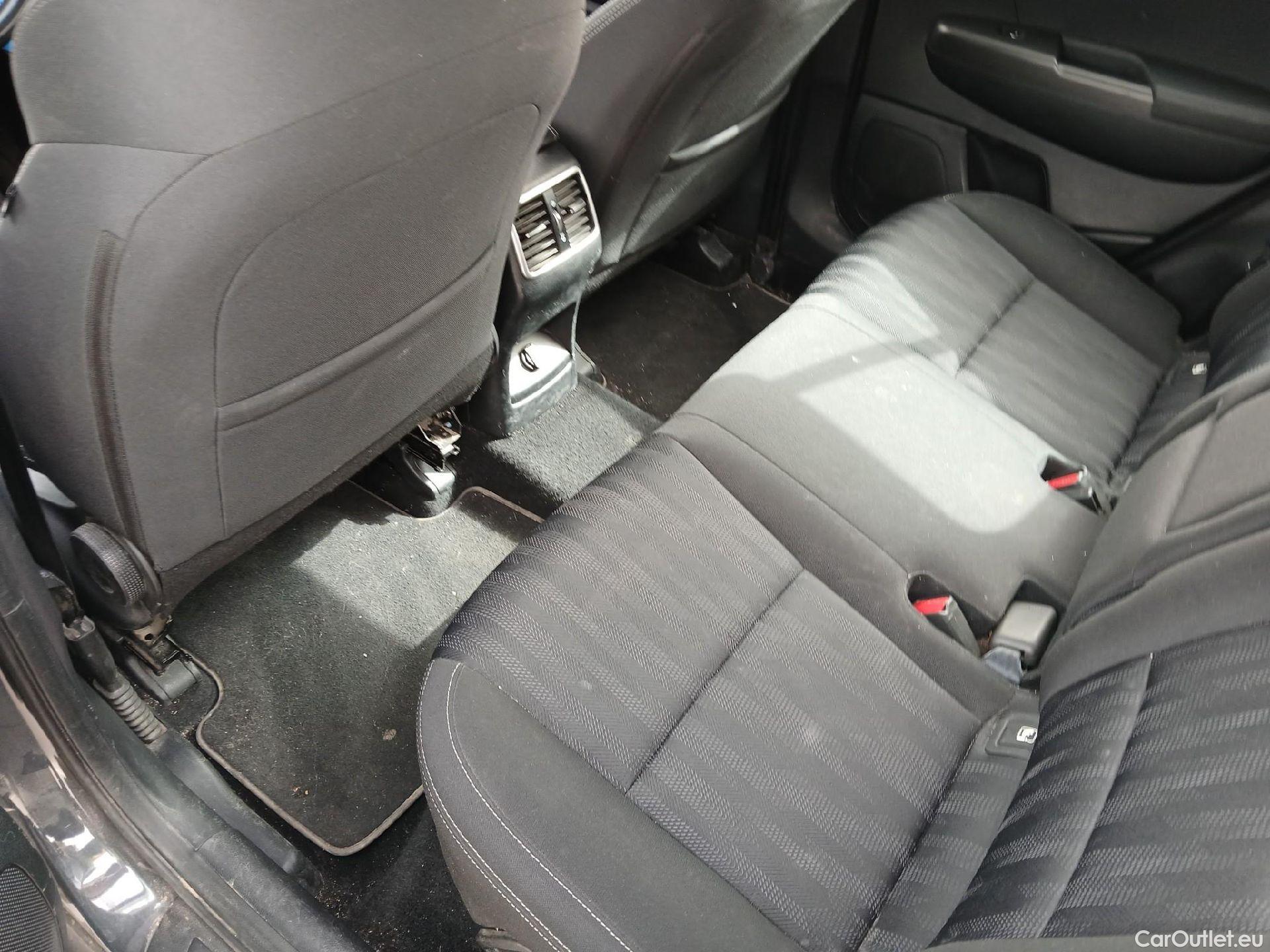  KIA  Sportage KIA  / 2018 / 5P / todoterreno 1.6 MHEV Business DCT 100kW (136CV) 4X2 #2