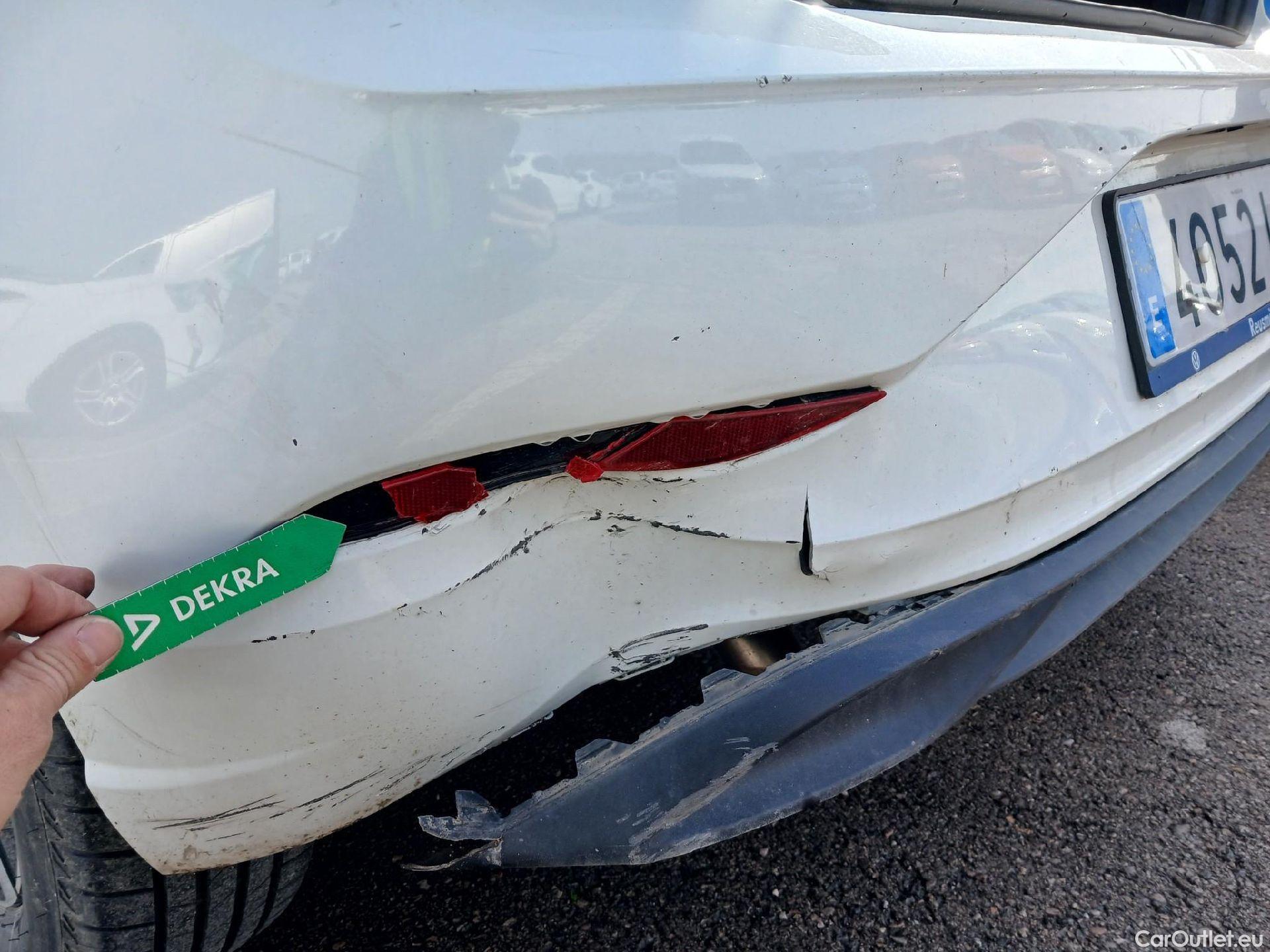  Volkswagen  Polo VOLKSWAGEN  / 2021 / 5P / berlina con portón Life 1.0 TSI 70kW (95CV) #11