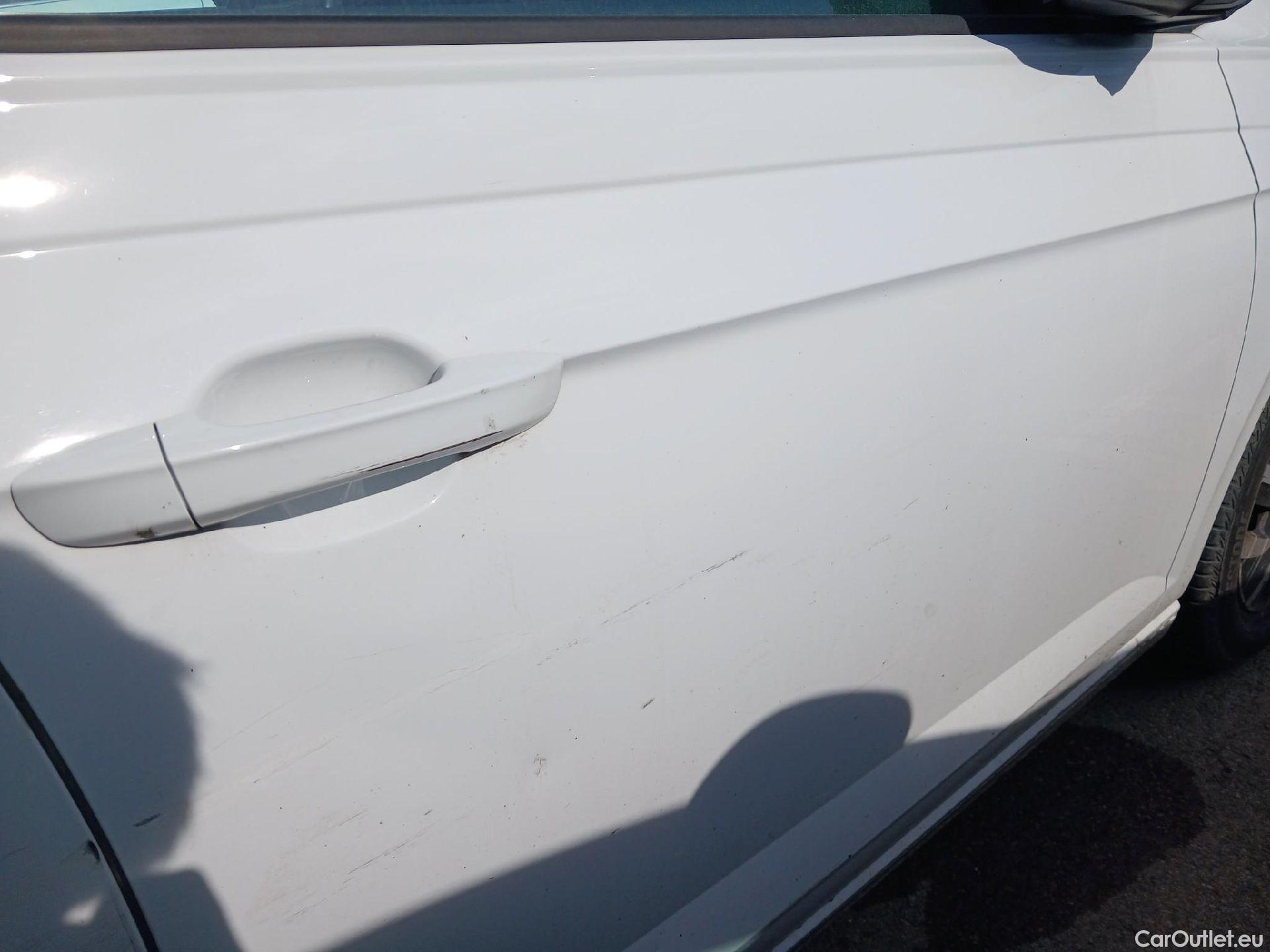  Volkswagen  Polo VOLKSWAGEN  / 2021 / 5P / berlina con portón Life 1.0 TSI 70kW (95CV) #22