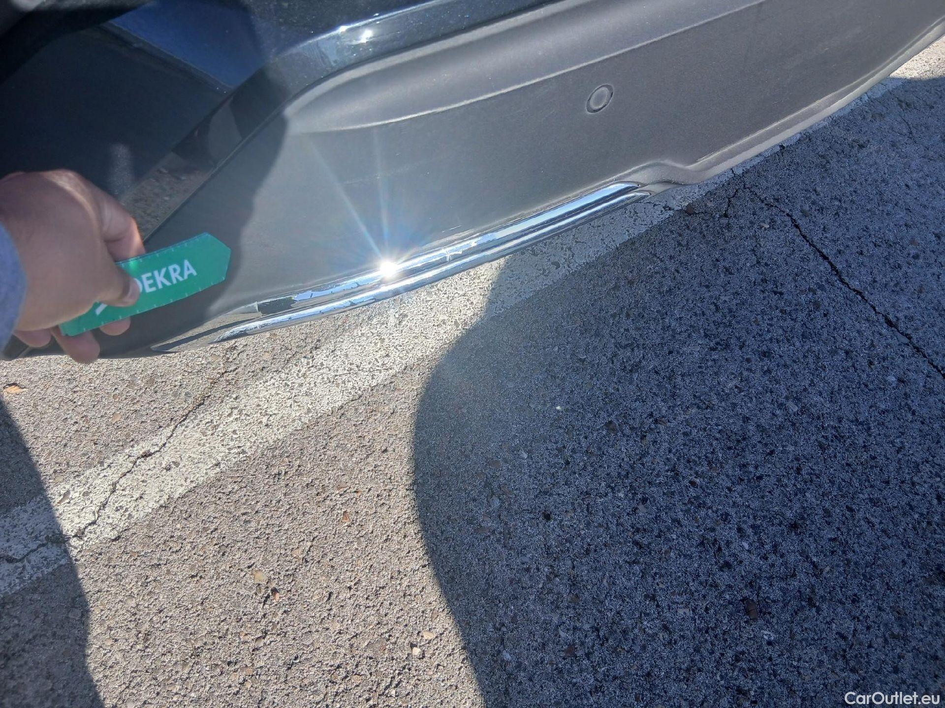  Toyota  C-HR TOYOTA  / 2019 / 5P / todoterreno 2.0 180H Advance #14