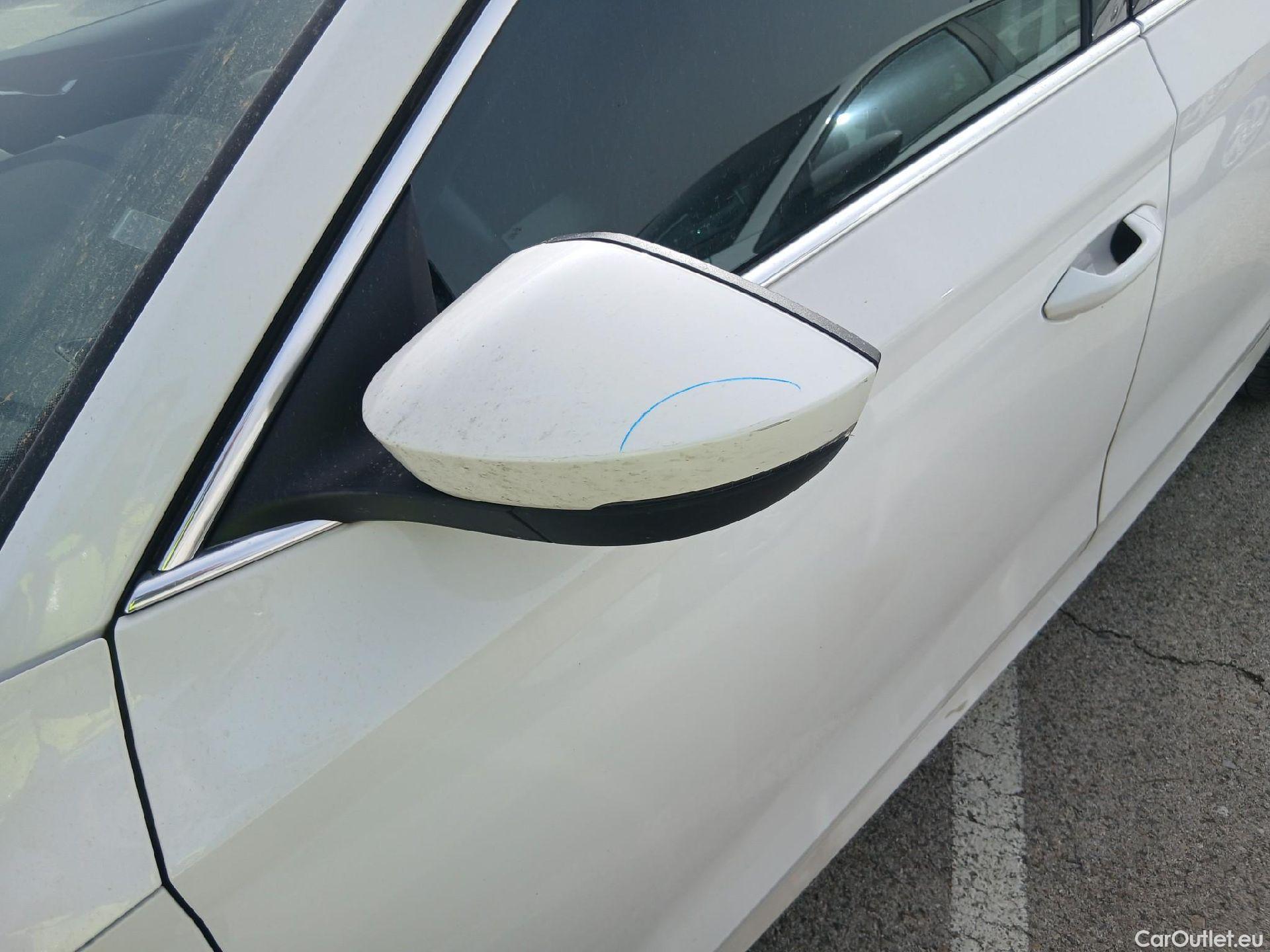  Skoda  Octavia SKODA  / 2020 / 5P / berlina con portón 2.0 TDI 85kW (115 CV) Manual Ambition #3