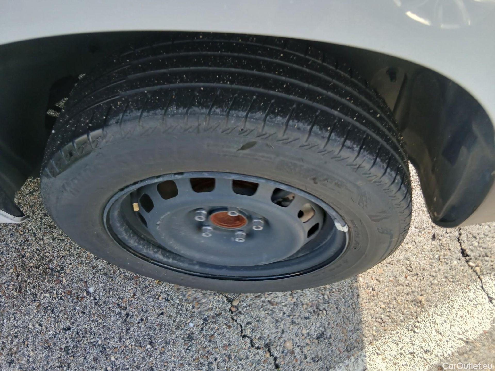  Citroen  Berlingo CITROEN  / 2018 / 4P / furgón derivado de turismo Talla M BlueHDi 100 #1