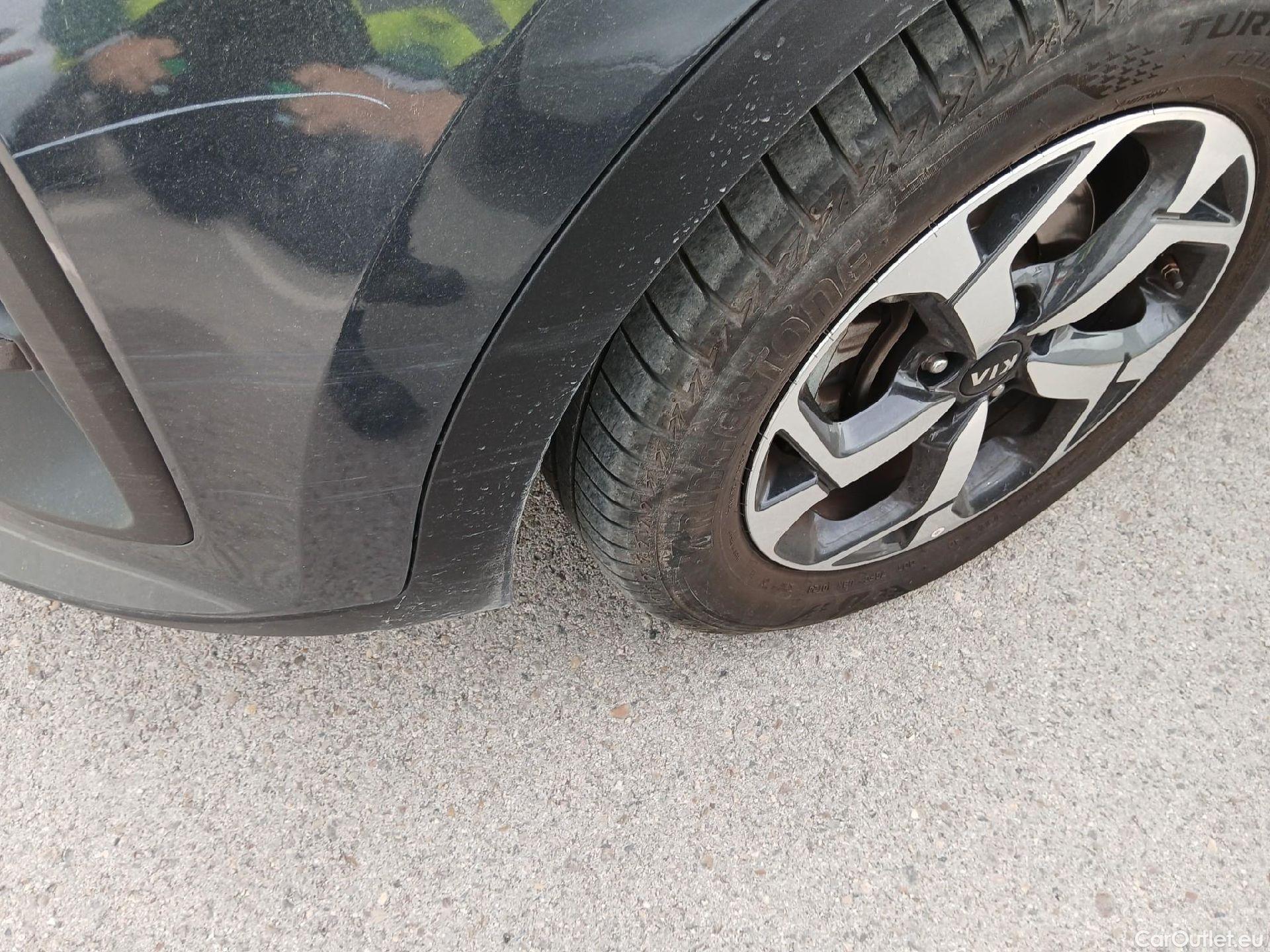  KIA  Sportage KIA  / 2018 / 5P / todoterreno 1.6 MHEV Business DCT 100kW (136CV) 4X2 #8