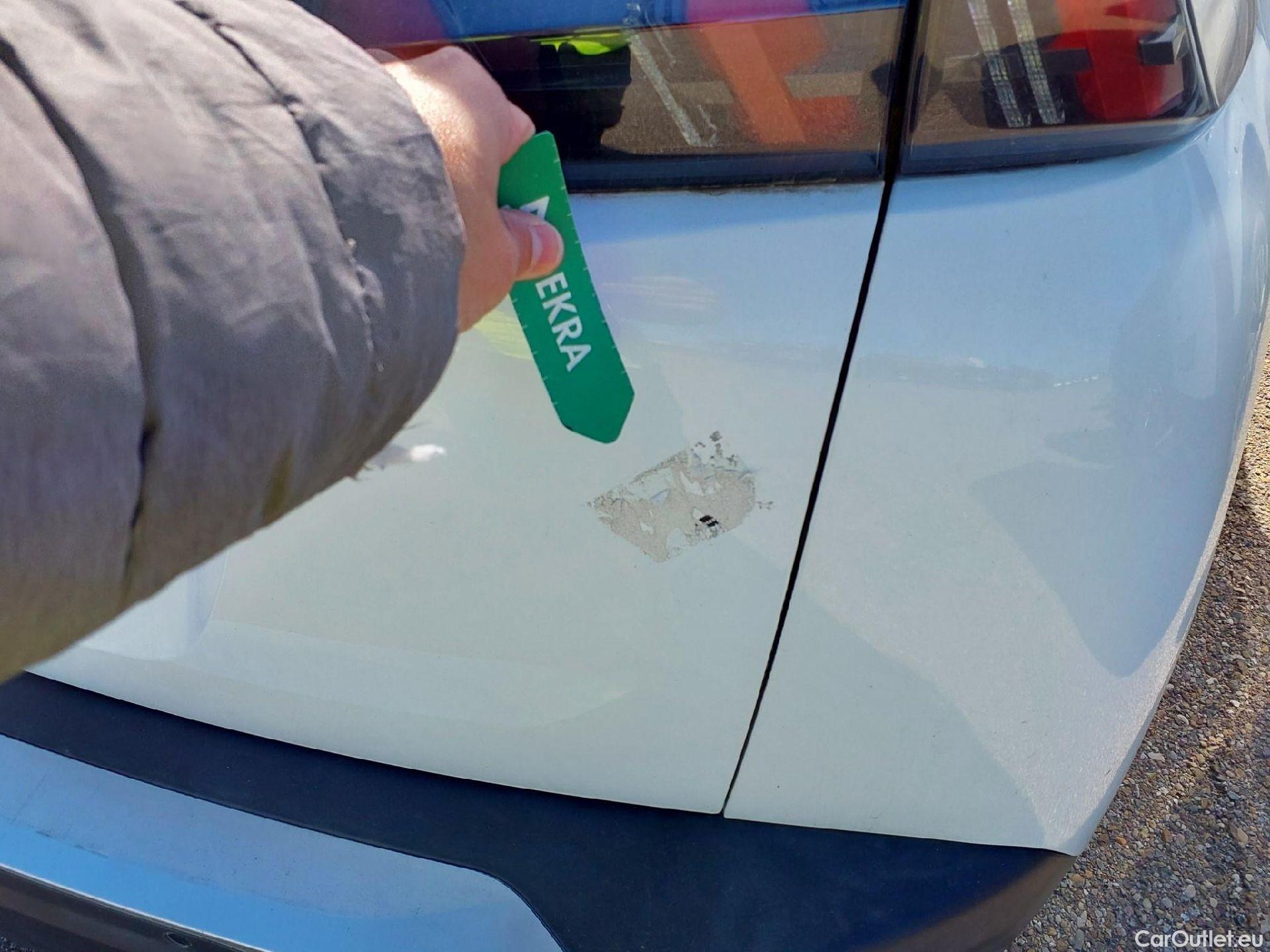  Peugeot  2008 PEUGEOT  / 2019 / 5P / todoterreno Active Pack BlueHDI 81kW (110CV) #10