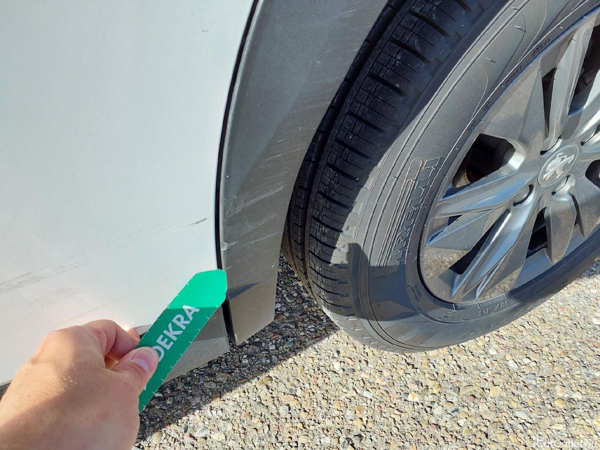  Peugeot  2008 PEUGEOT  / 2019 / 5P / todoterreno Active Pack BlueHDI 81kW (110CV) #5