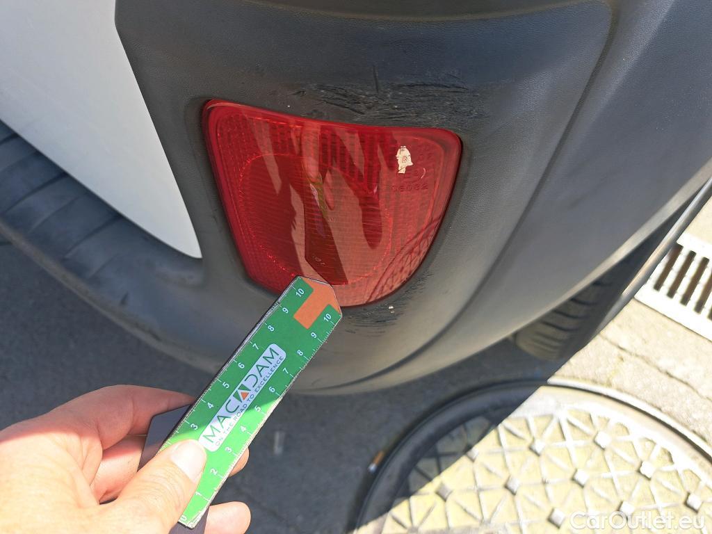  Renault  Kangoo RENAULT  Furgón/2013/3P/furgón derivado de turismo Profesional dCi 55 kW (75 CV) #33