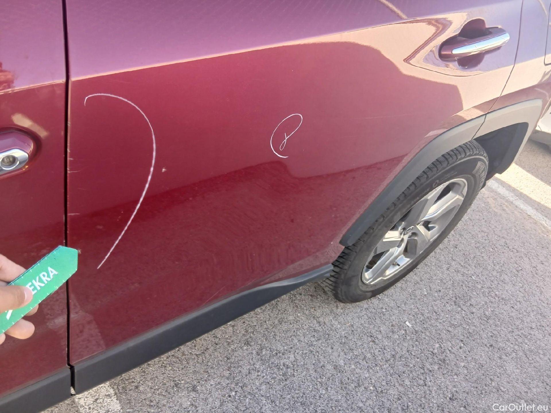  Toyota  RAV4 TOYOTA  / 2018 / 5P / todoterreno 2.5l 220H Luxury 4WD #19