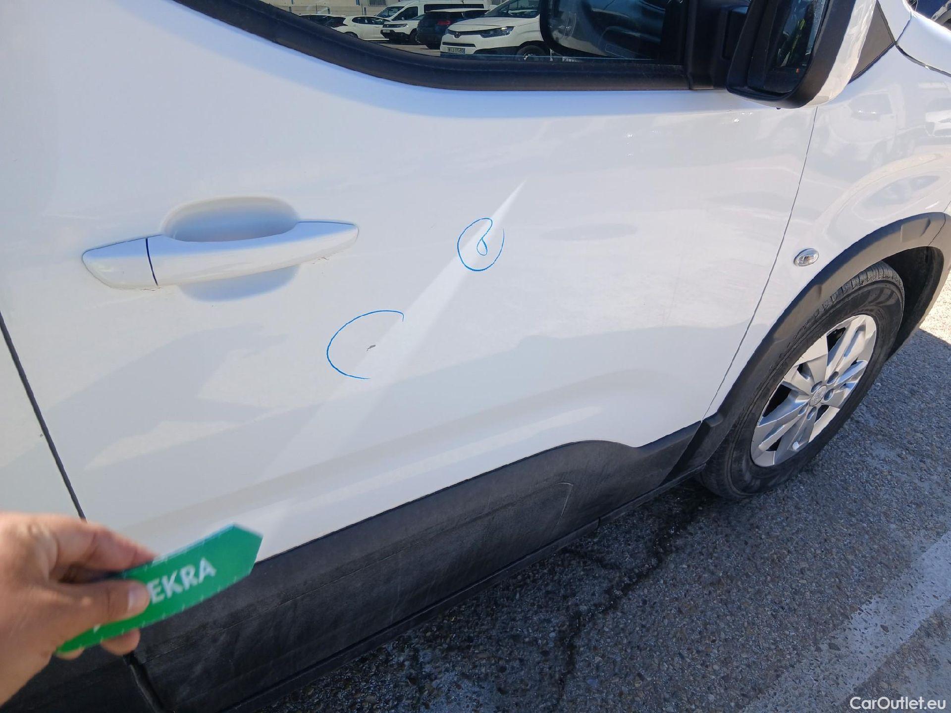  Peugeot  RIFTER PEUGEOT  / 2018 / 5P / monovolumen compacto Allure Standard BlueHDi 96kW #17