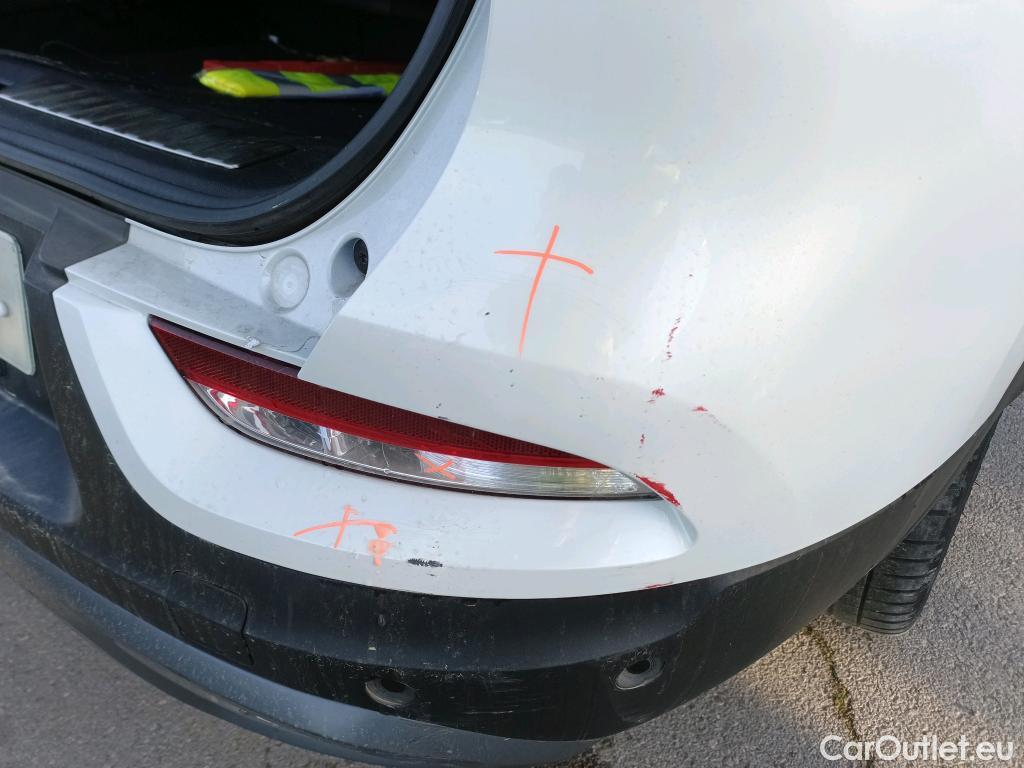  Renault  Kadjar RENAULT  / 2019 / 5P / crossover Zen GPF TCe 103kW (140CV) EDC #18