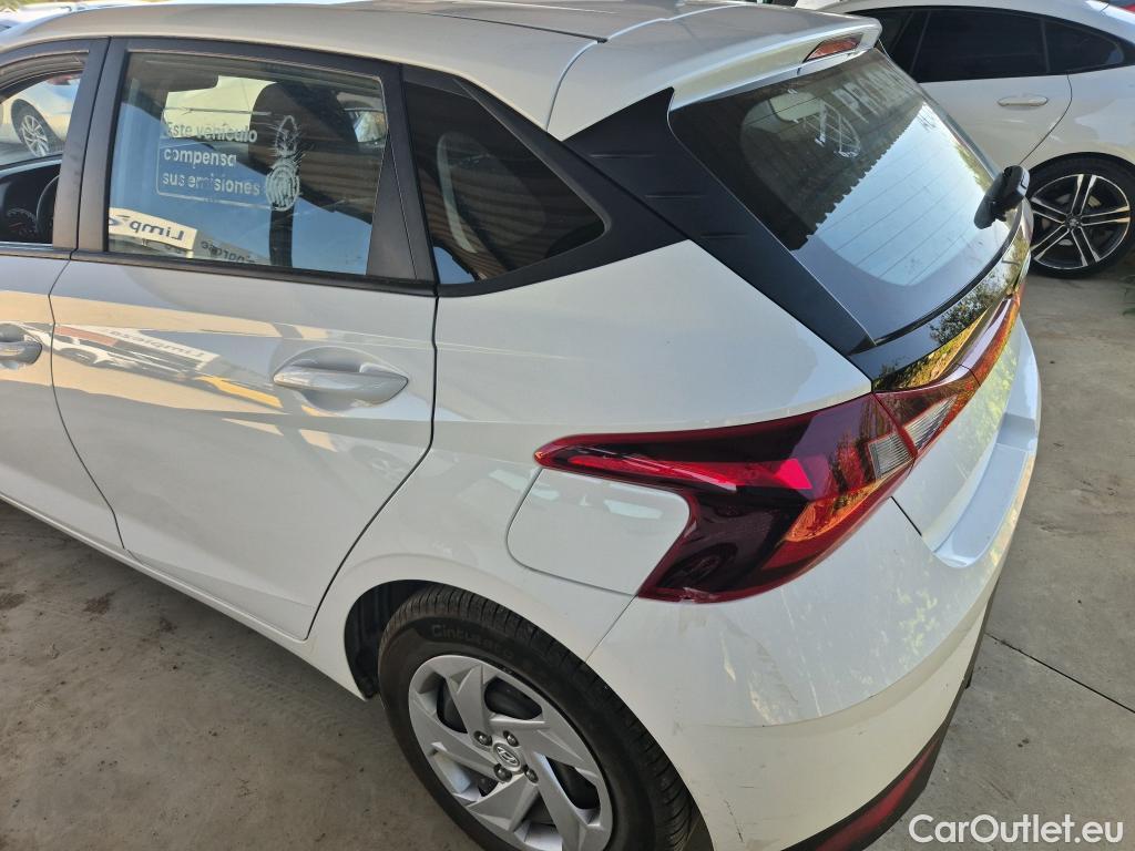  Hyundai  i20 HYUNDAI  / 2020 / 5P / berlina con portón 1.0 TGDI 74kW (100CV) 48V Essence #20