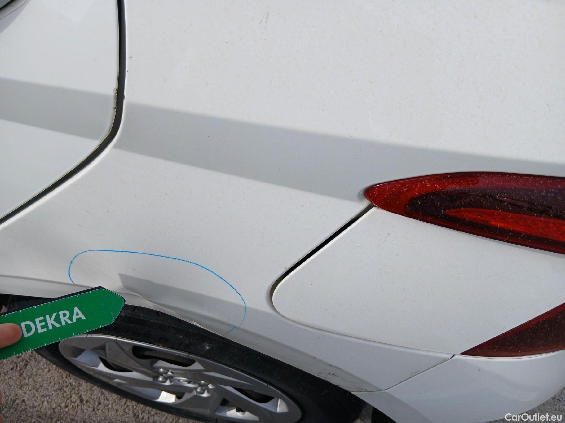  Hyundai  i20 HYUNDAI  / 2020 / 5P / berlina con portón 1.0 TGDI 74kW (100CV) 48V Essence #22