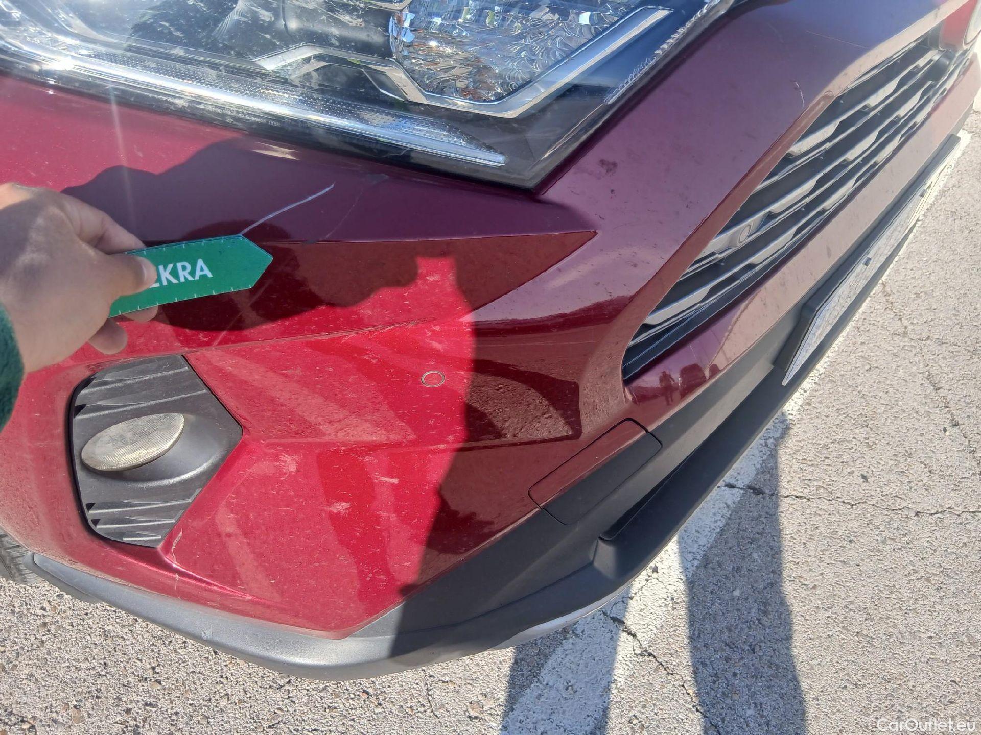  Toyota  RAV4 TOYOTA  / 2018 / 5P / todoterreno 2.5l 220H Luxury 4WD #5