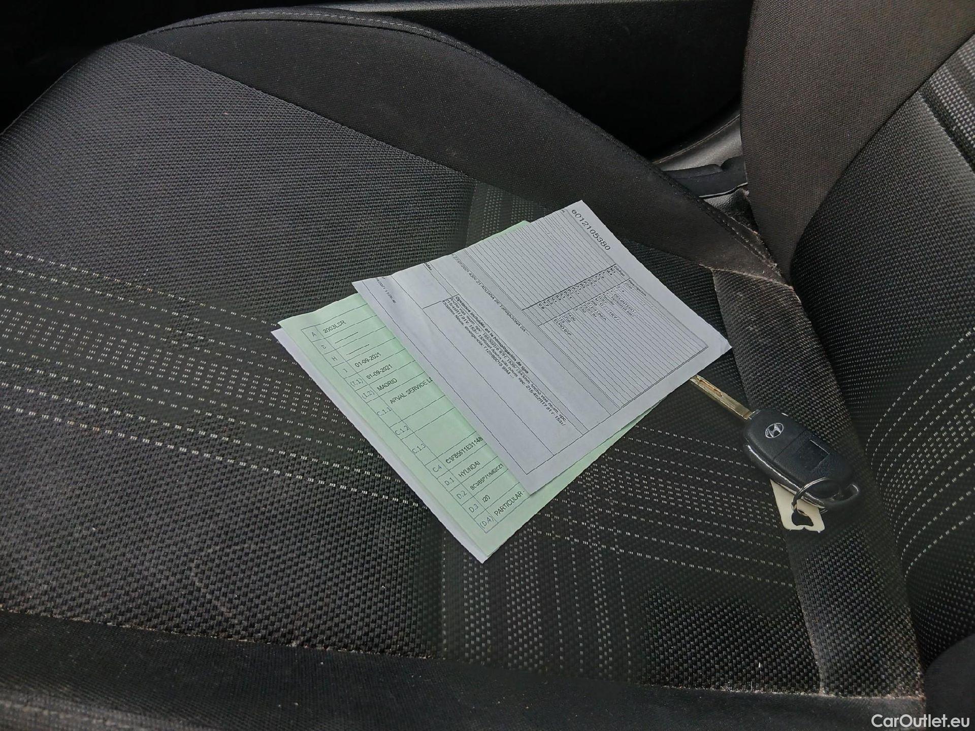  Hyundai  i20 HYUNDAI  / 2020 / 5P / berlina con portón 1.0 TGDI 74kW (100CV) 48V Essence #1