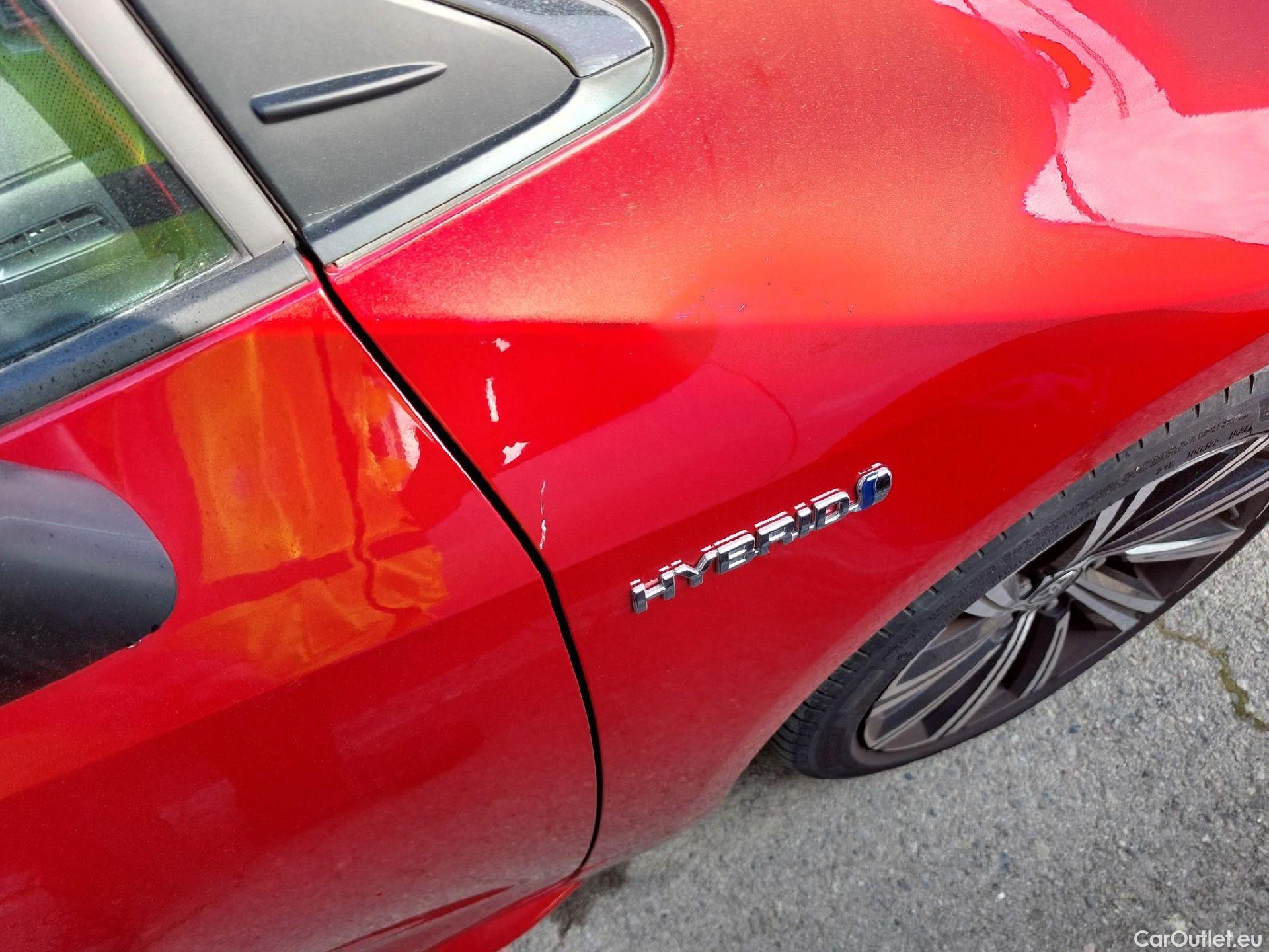  Toyota  Corolla TOYOTA  / 2019 / 5P / familiar 2.0 180H STYLE E-CVT TOURING SPORT #28