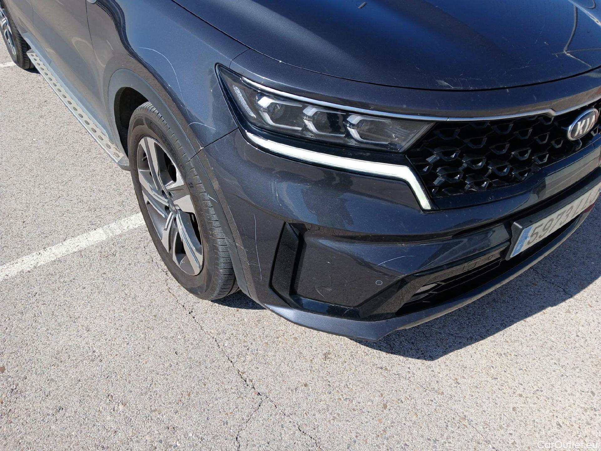  KIA  Sorento KIA  / 2020 / 5P / todoterreno 1.6 T-GDi HEV Emotion 4x4 7pl (P.Luxury) #10