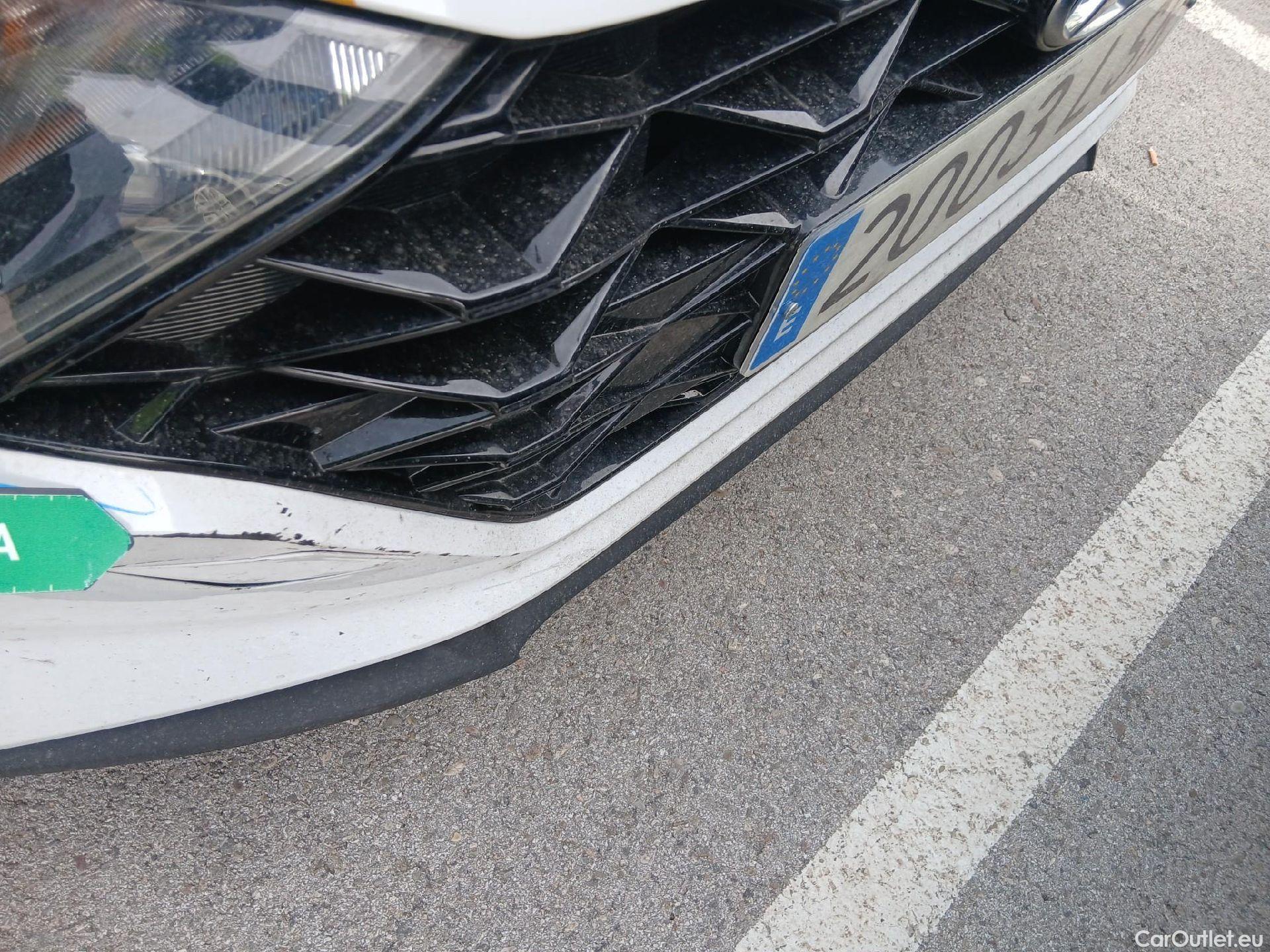  Hyundai  i20 HYUNDAI  / 2020 / 5P / berlina con portón 1.0 TGDI 74kW (100CV) 48V Essence #11