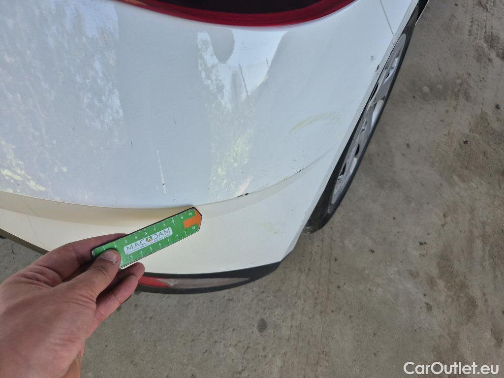  Hyundai  i20 HYUNDAI  / 2020 / 5P / berlina con portón 1.0 TGDI 74kW (100CV) 48V Essence #27