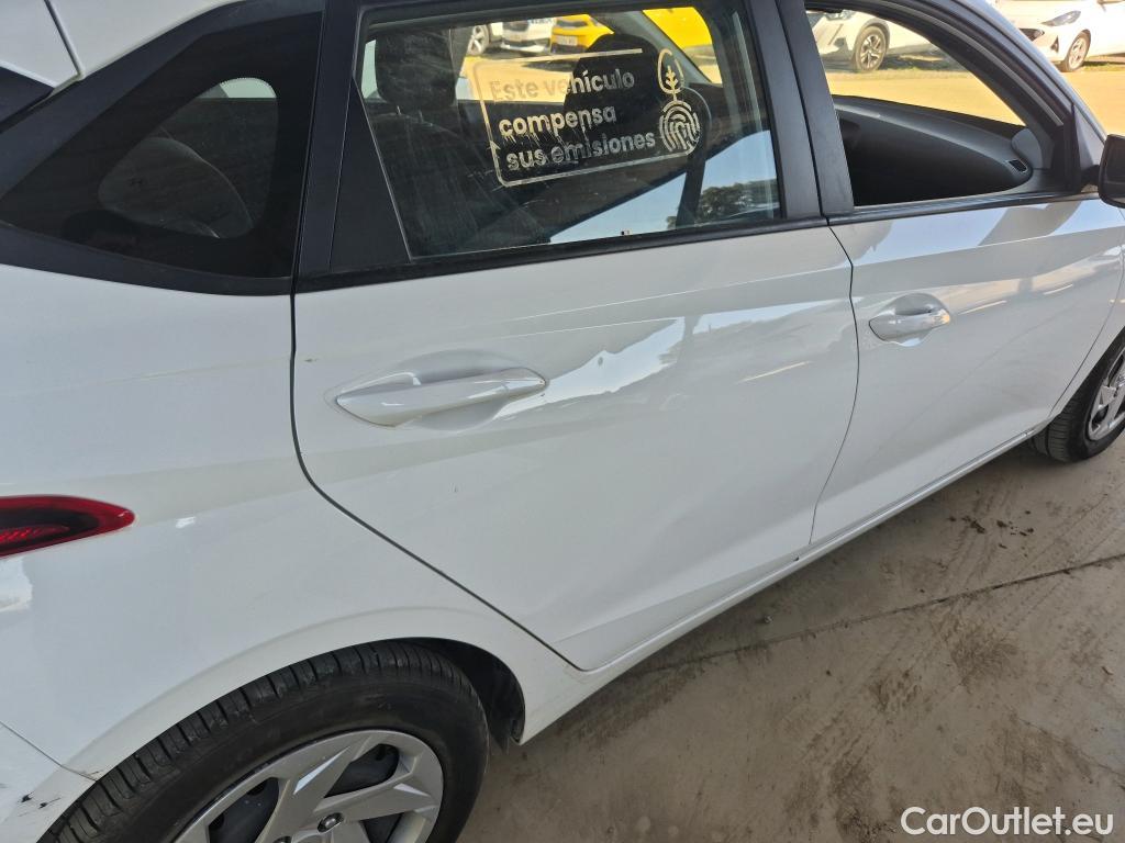  Hyundai  i20 HYUNDAI  / 2020 / 5P / berlina con portón 1.0 TGDI 74kW (100CV) 48V Essence #13