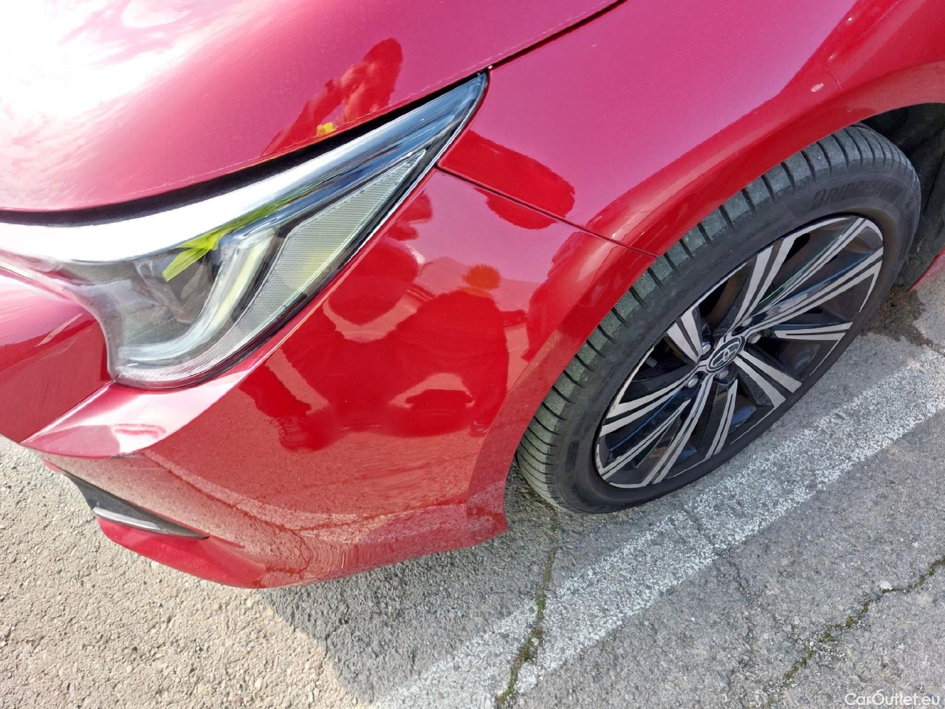  Toyota  Corolla TOYOTA  / 2019 / 5P / familiar 2.0 180H STYLE E-CVT TOURING SPORT #11