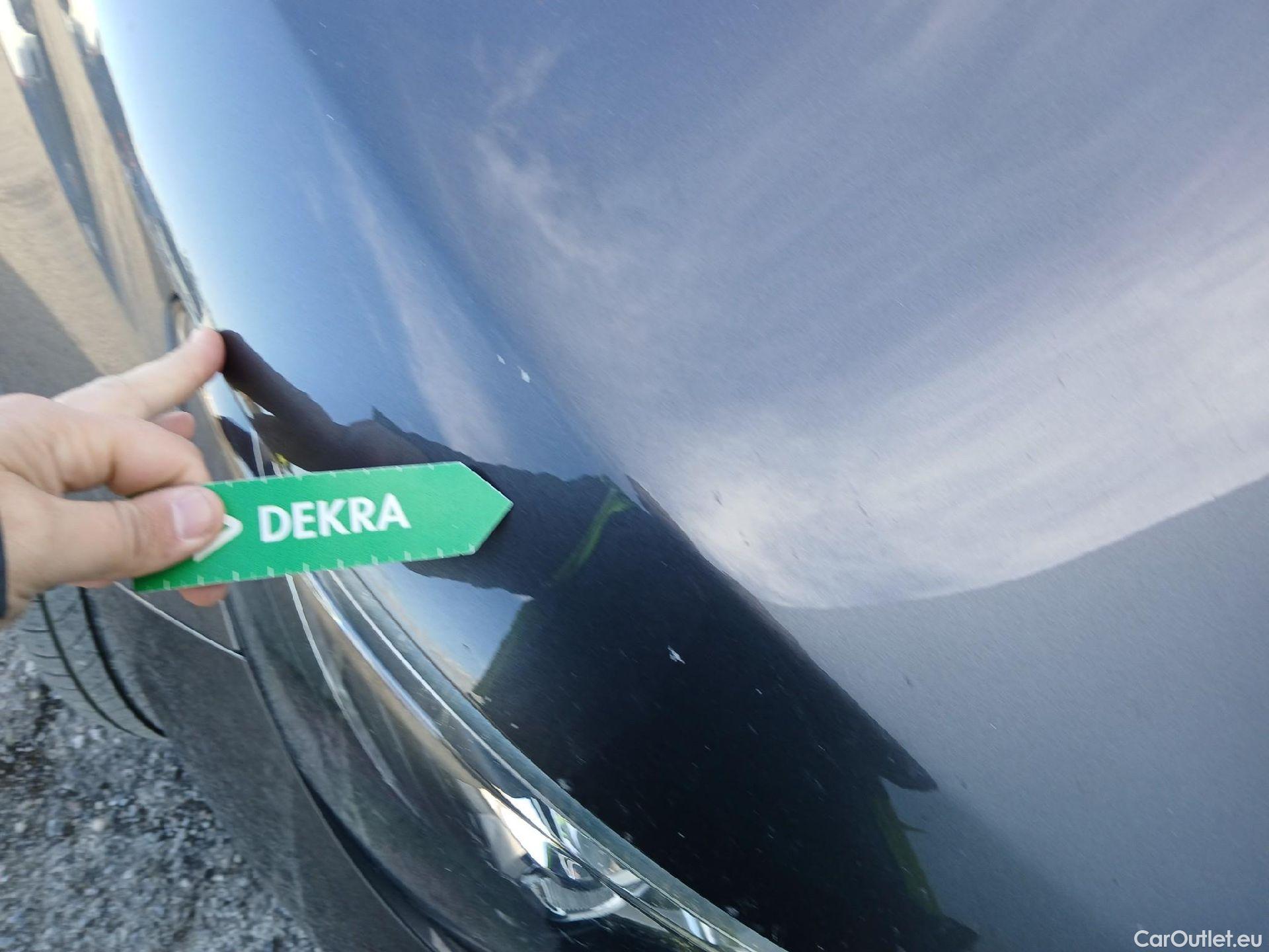  Peugeot  308 PEUGEOT  / 2017 / 5P / berlina con portón 5p Active Pack PureTech 110 S&S #12