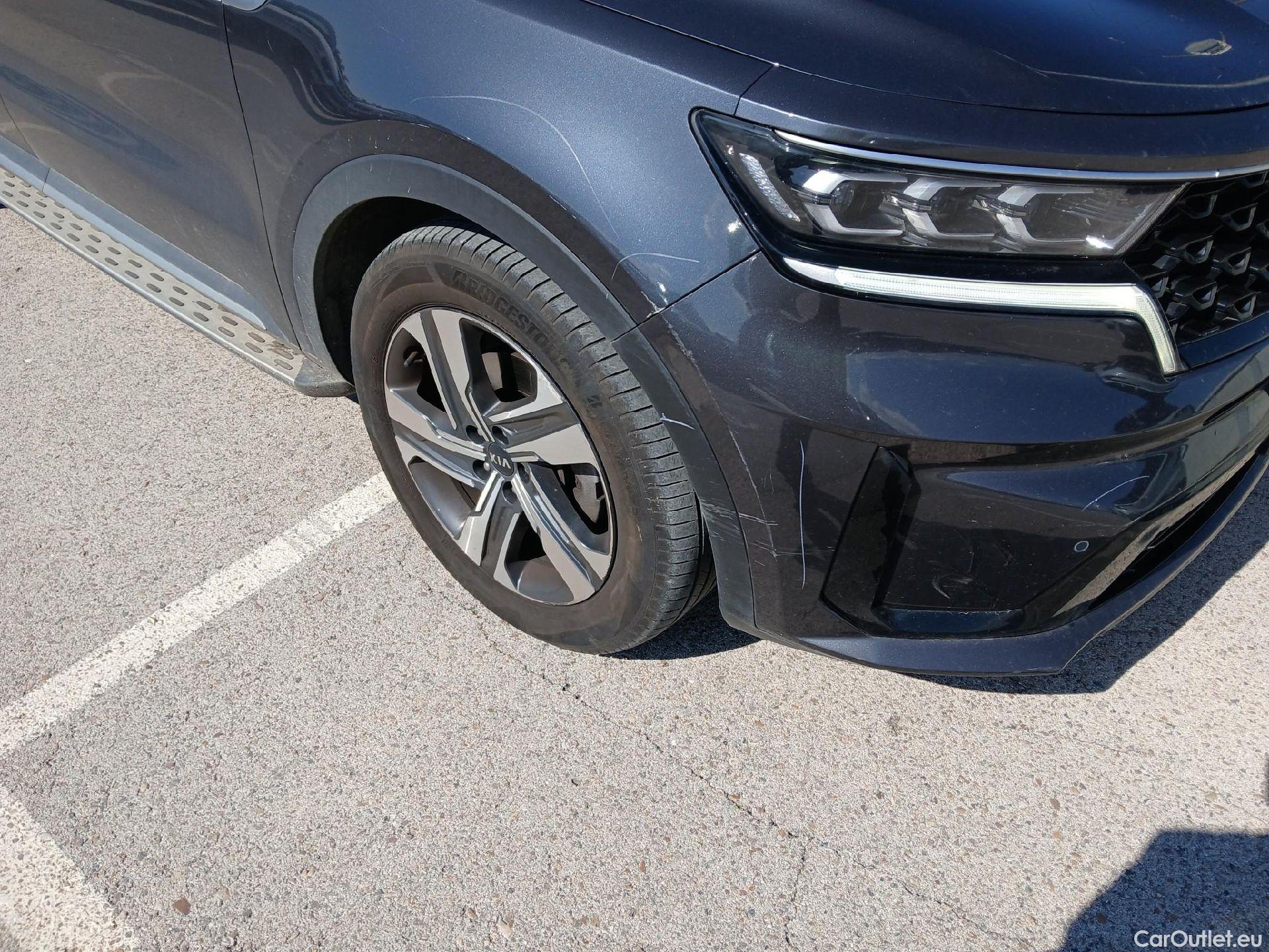  KIA  Sorento KIA  / 2020 / 5P / todoterreno 1.6 T-GDi HEV Emotion 4x4 7pl (P.Luxury) #11