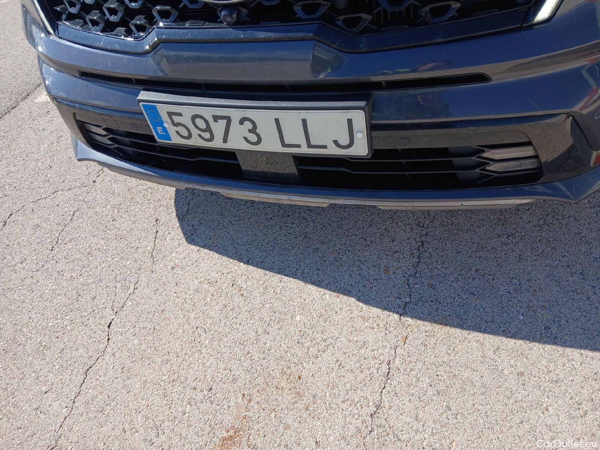  KIA  Sorento KIA  / 2020 / 5P / todoterreno 1.6 T-GDi HEV Emotion 4x4 7pl (P.Luxury) #14