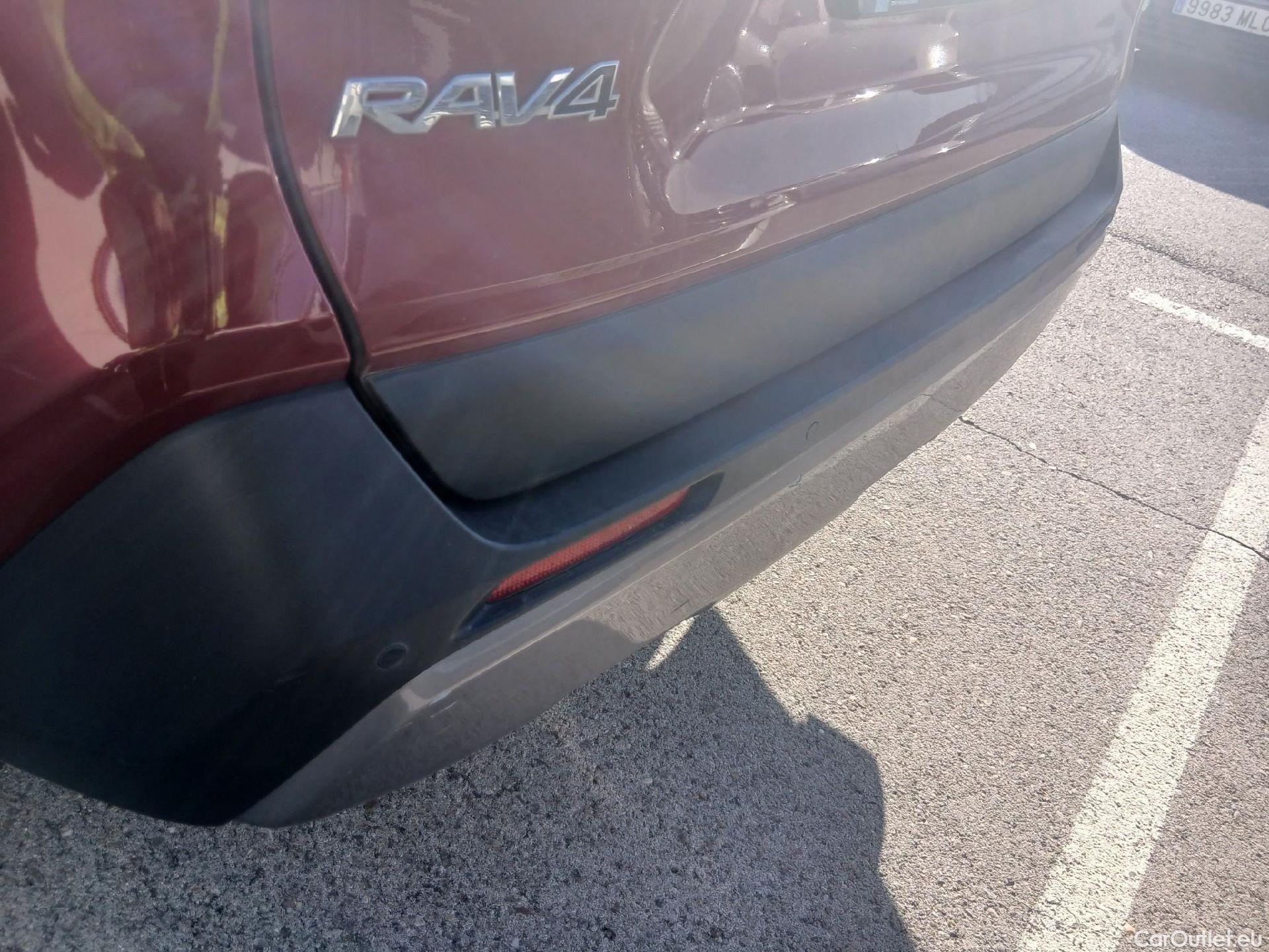  Toyota  RAV4 TOYOTA  / 2018 / 5P / todoterreno 2.5l 220H Luxury 4WD #22