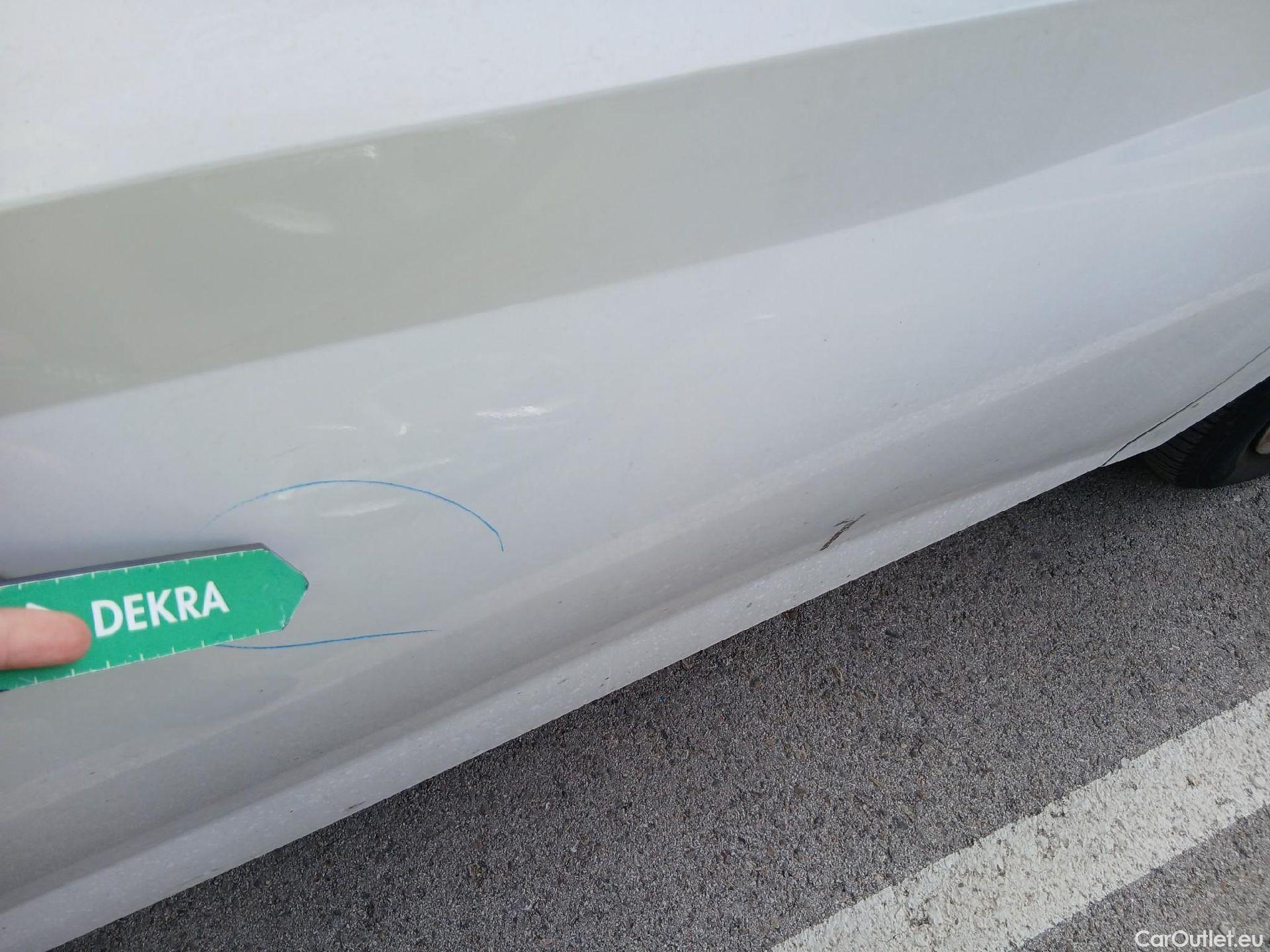  Hyundai  i20 HYUNDAI  / 2020 / 5P / berlina con portón 1.0 TGDI 74kW (100CV) 48V Essence #35