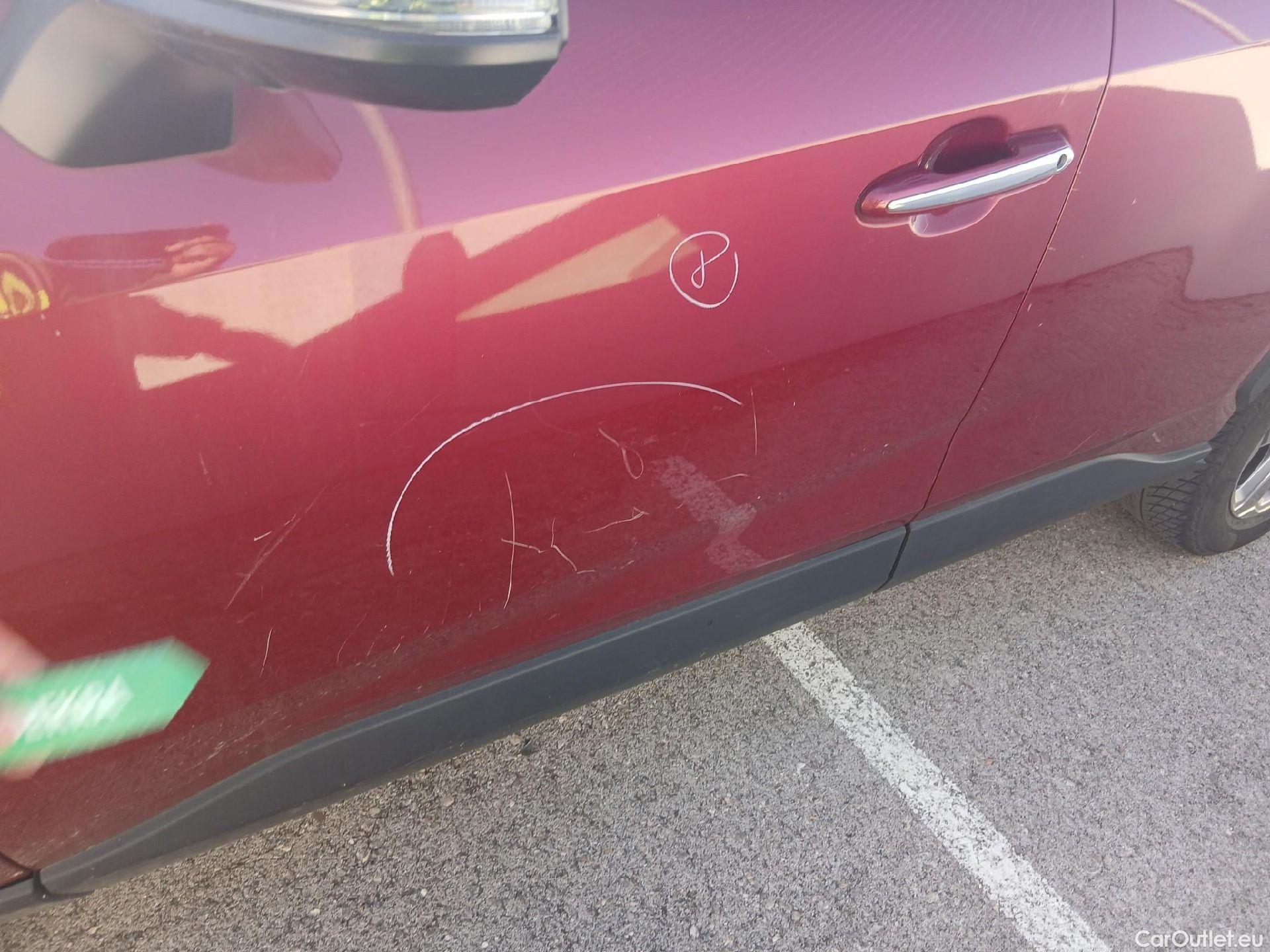  Toyota  RAV4 TOYOTA  / 2018 / 5P / todoterreno 2.5l 220H Luxury 4WD #18