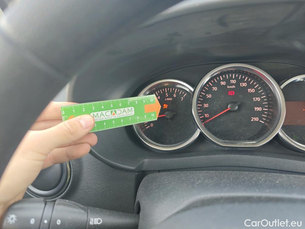  Dacia  Lodgy DACIA  / 2012 / 5P / monovolumen compacto Comfort Blue dCi 70kW (95CV) 5Pl - 18 #65