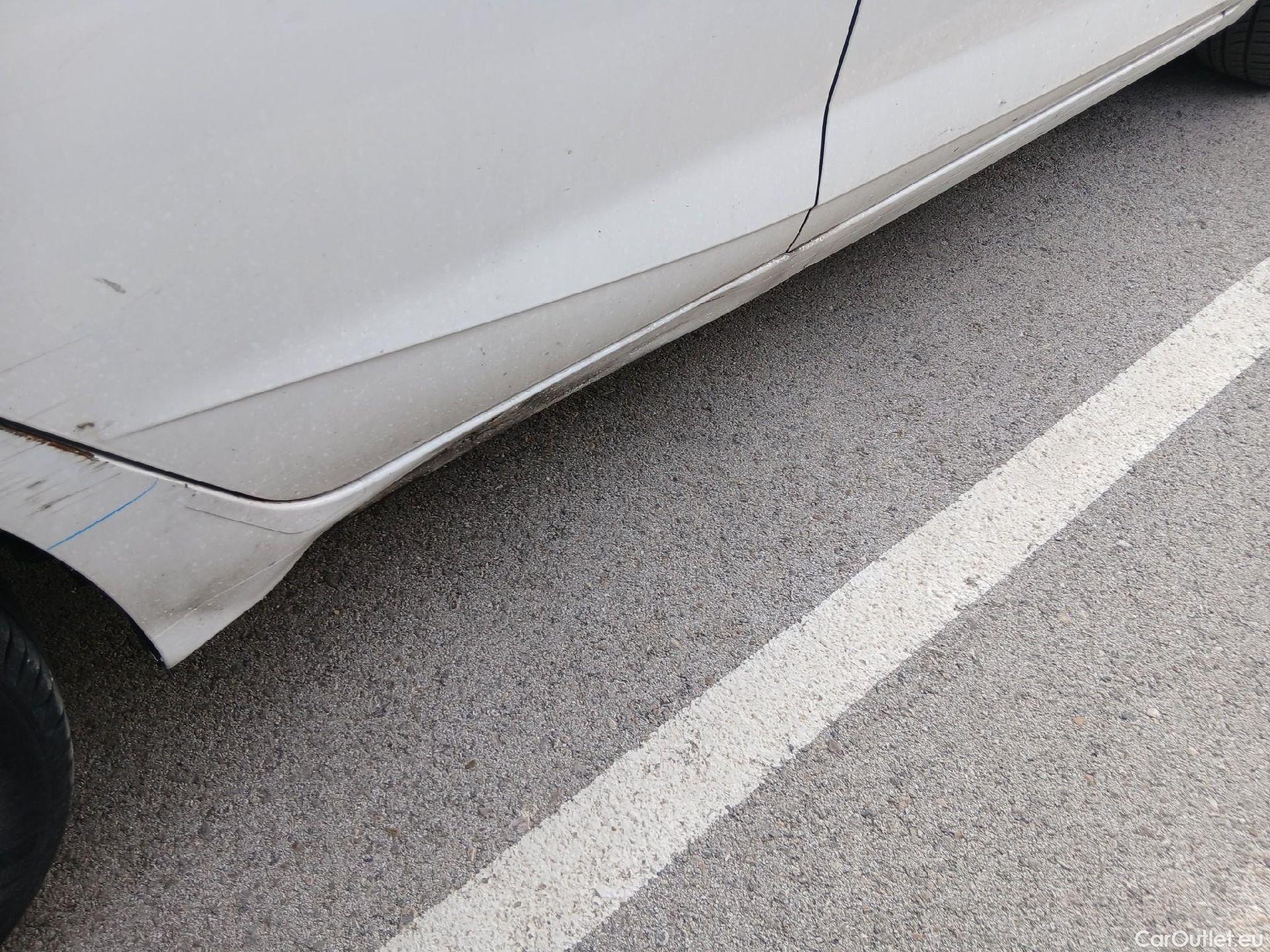  Hyundai  i20 HYUNDAI  / 2020 / 5P / berlina con portón 1.0 TGDI 74kW (100CV) 48V Essence #30