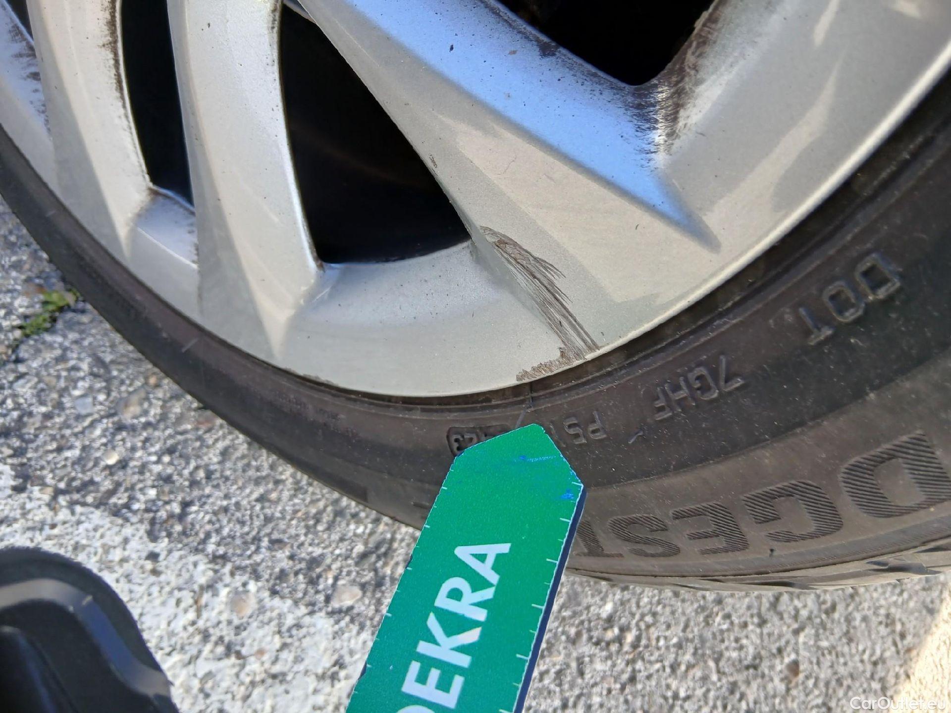  Bmw  Serie 2 BMW  Gran Tourer/2018/5P/monovolumen compacto 218d Business #22