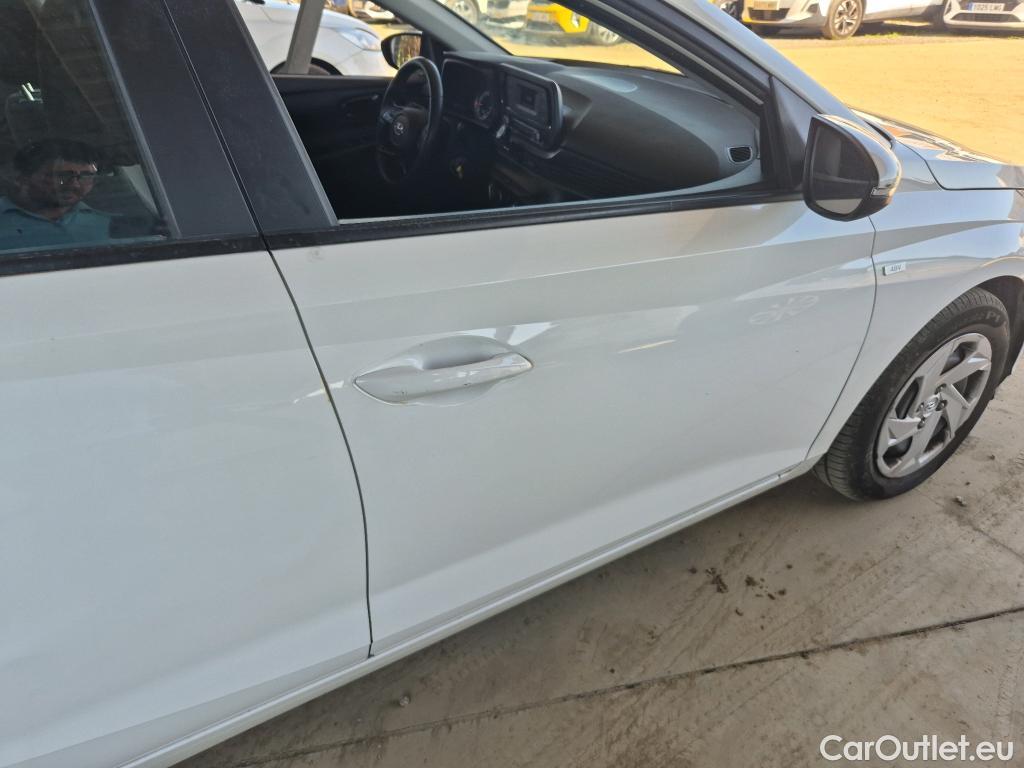  Hyundai  i20 HYUNDAI  / 2020 / 5P / berlina con portón 1.0 TGDI 74kW (100CV) 48V Essence #38