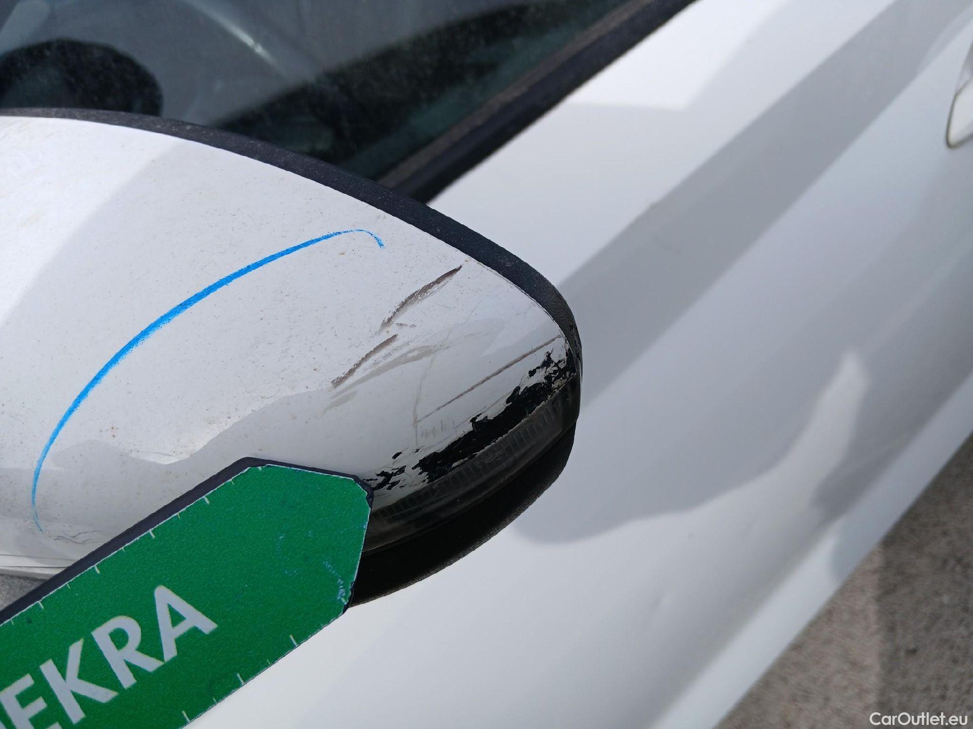  Hyundai  i20 HYUNDAI  / 2020 / 5P / berlina con portón 1.0 TGDI 74kW (100CV) 48V Essence #15