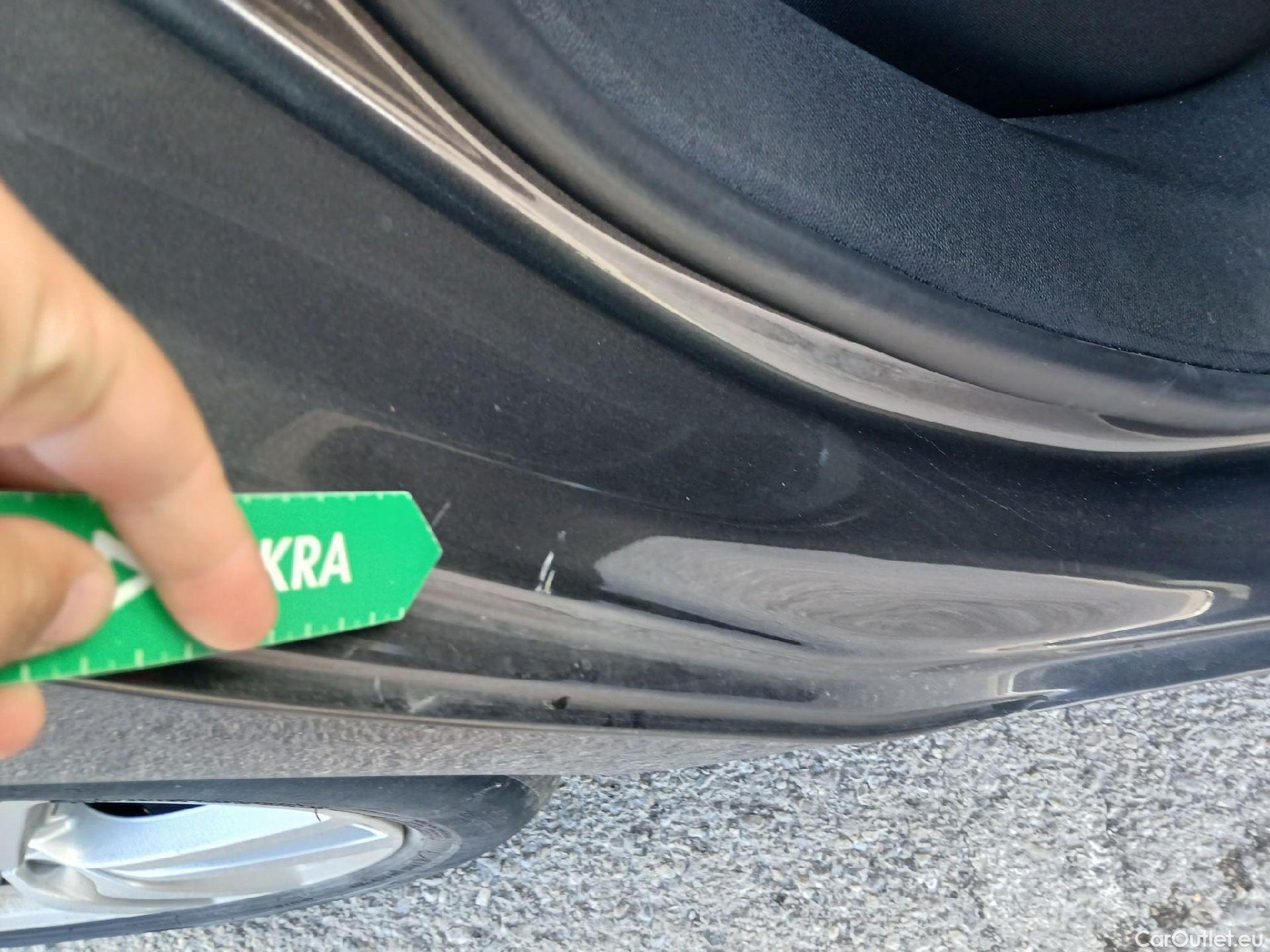  Peugeot  308 PEUGEOT  / 2017 / 5P / berlina con portón 5p Active Pack PureTech 110 S&S #7