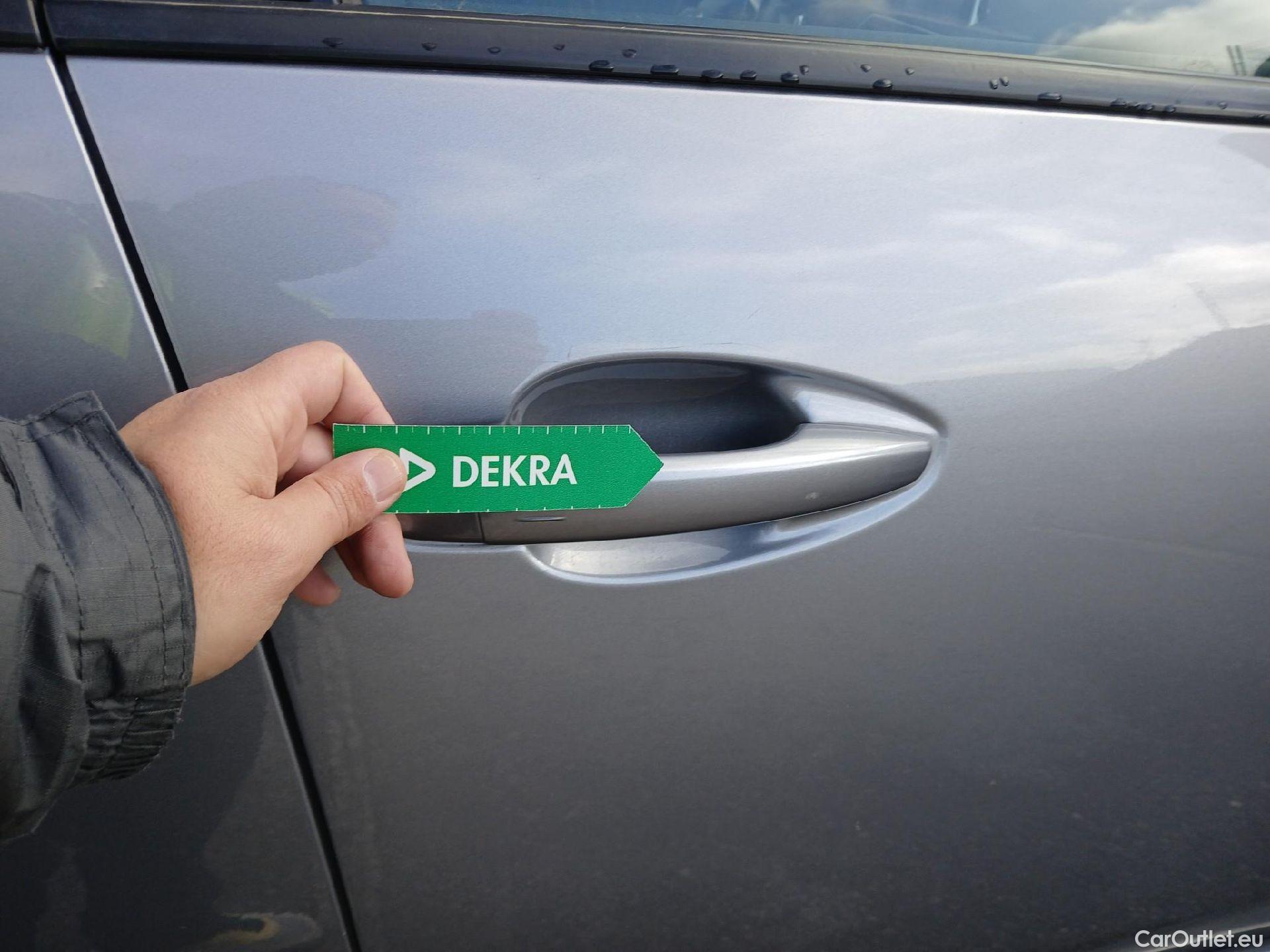  Peugeot  3008 PEUGEOT  Hybrid / 2016 / 5P / todoterreno 225 e-EAT8 Allure #42