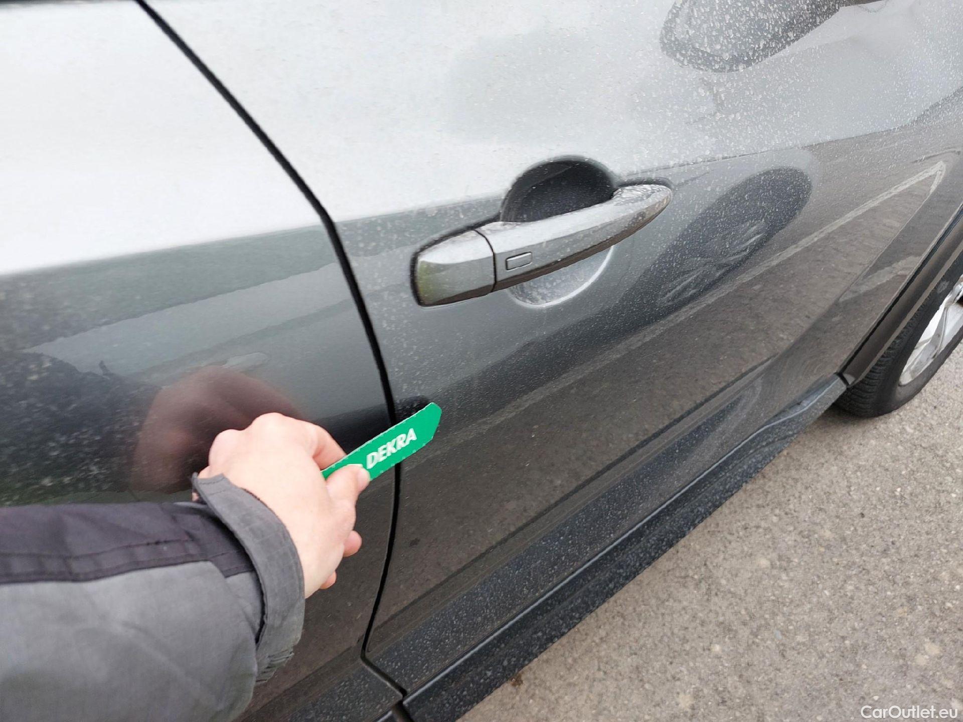  Nissan  Juke NISSAN  / 2019 / 5P / crossover DIG-T 84 kW (114 CV) DCT 7 V N-Connecta (AC2) #26