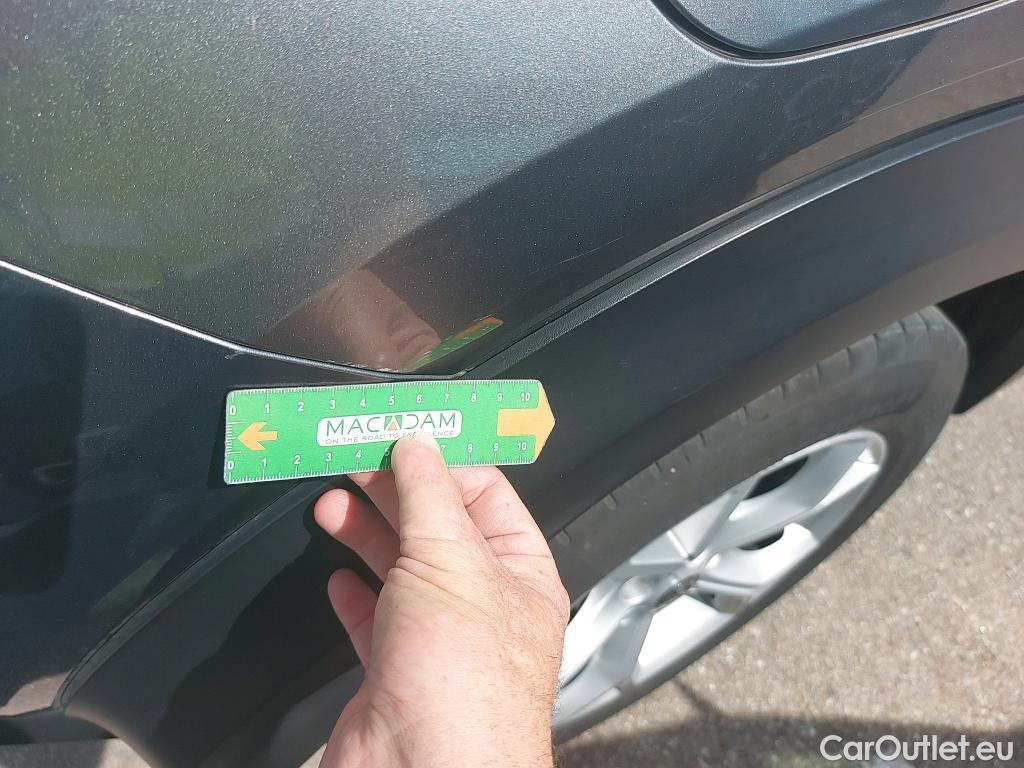  Nissan  Juke NISSAN  / 2019 / 5P / crossover DIG-T 84 kW (114 CV) DCT 7 V N-Connecta (AC2) #28