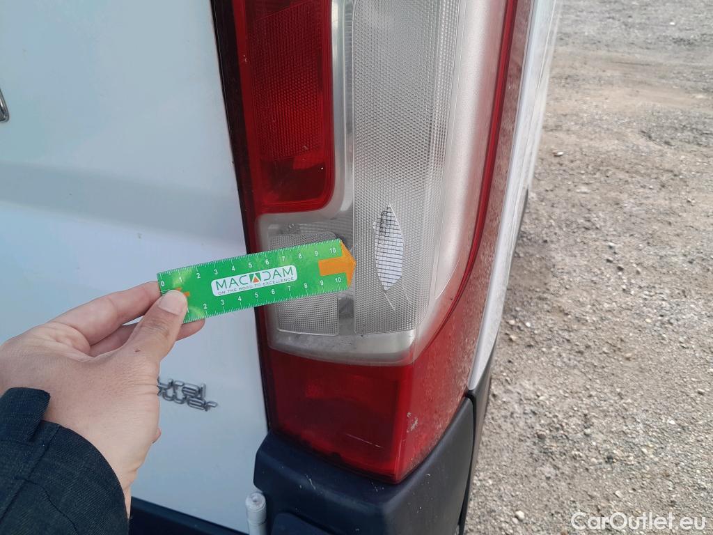  Fiat  Ducato FIAT  / 2014 / 4P / furgón Furgón 35 Medio 100kW Natural Power #15