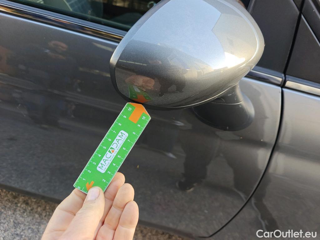  Fiat  500 FIAT  / 2015 / 3P / berlina con portón Lounge 1.2 8v 51KW (69 CV) (AC)  #29